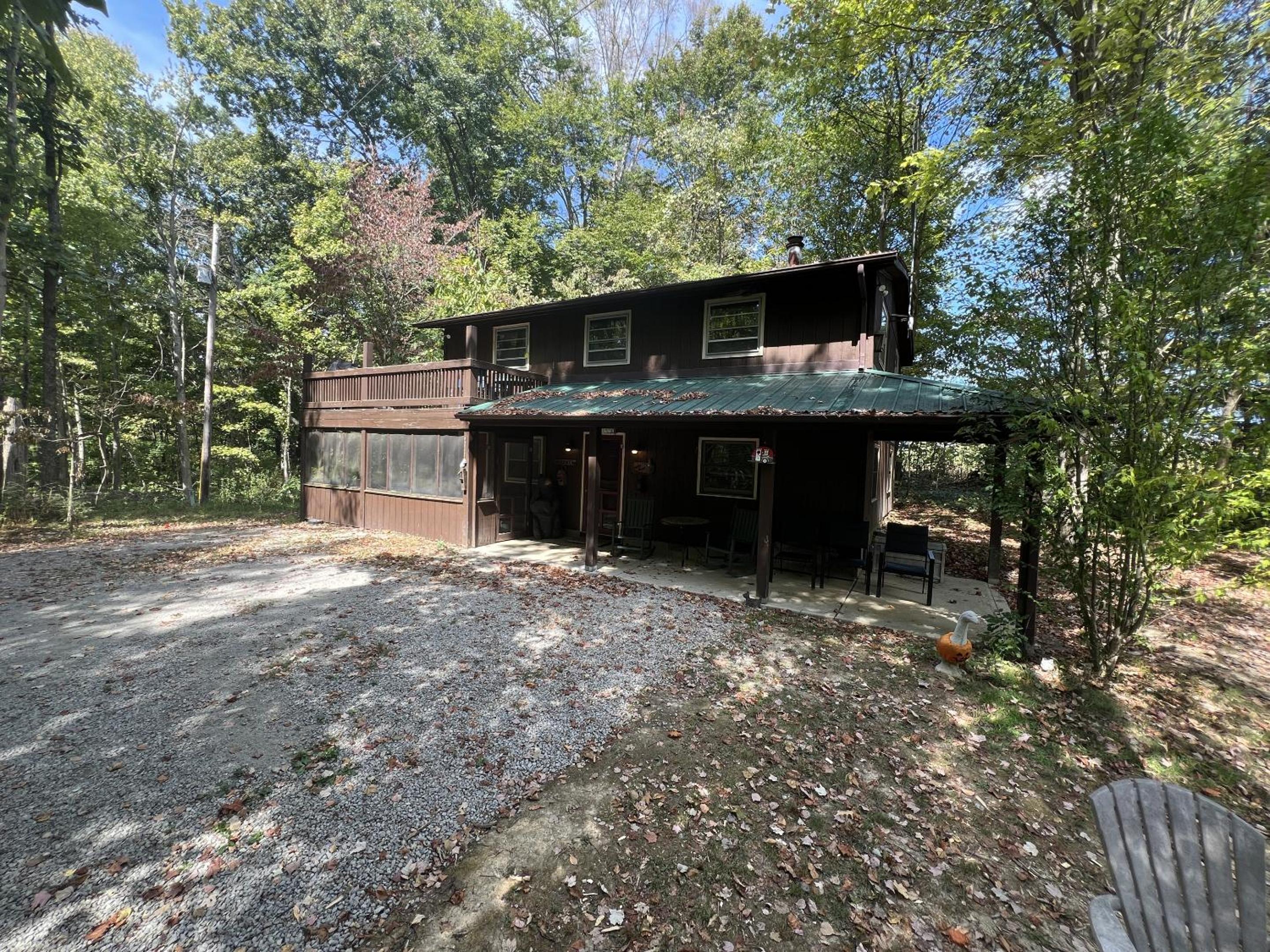 Hotel Rock Stalls Lodge Hocking Hills - Image 1