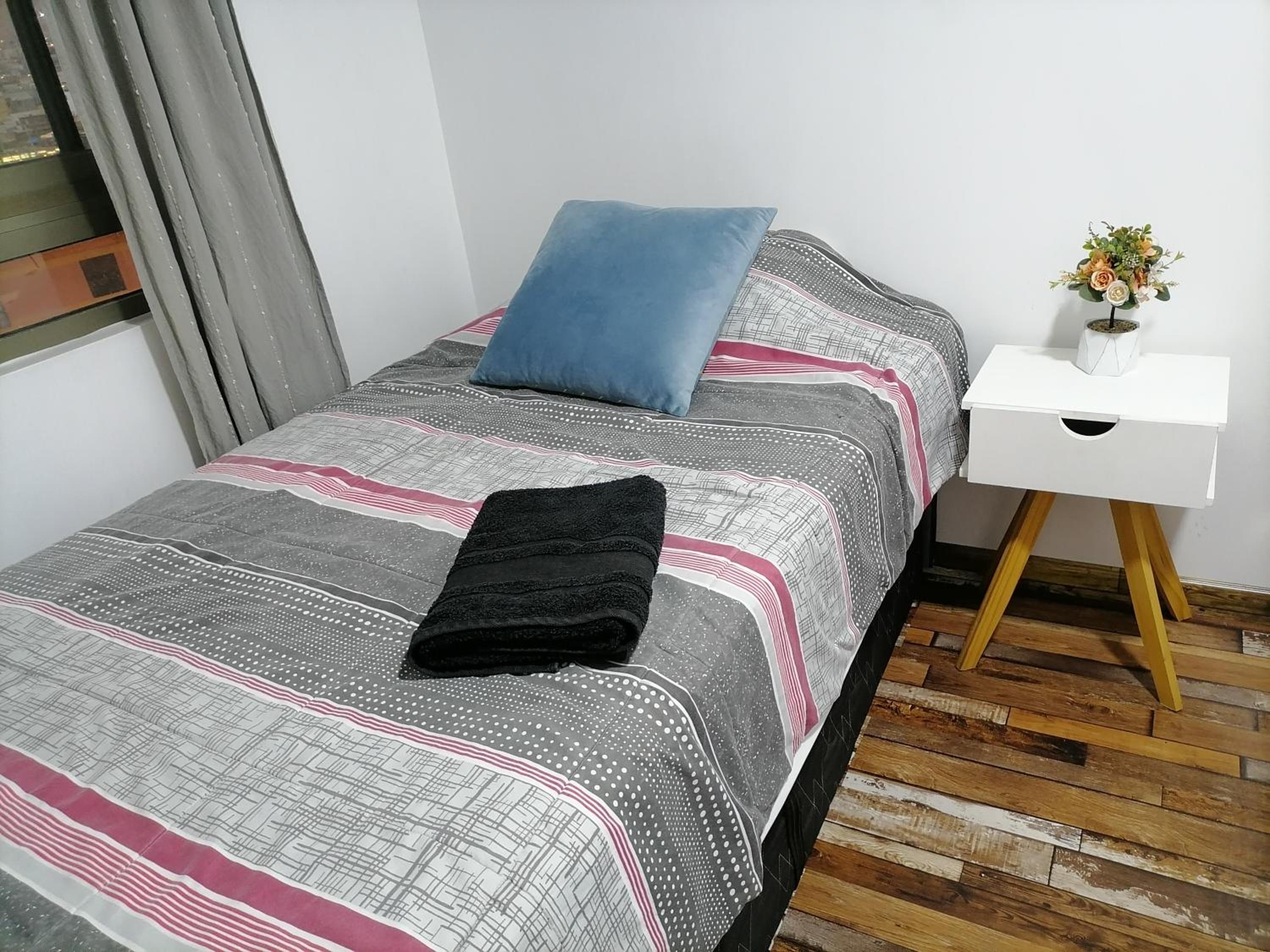 Habitación y baño privado en departamento