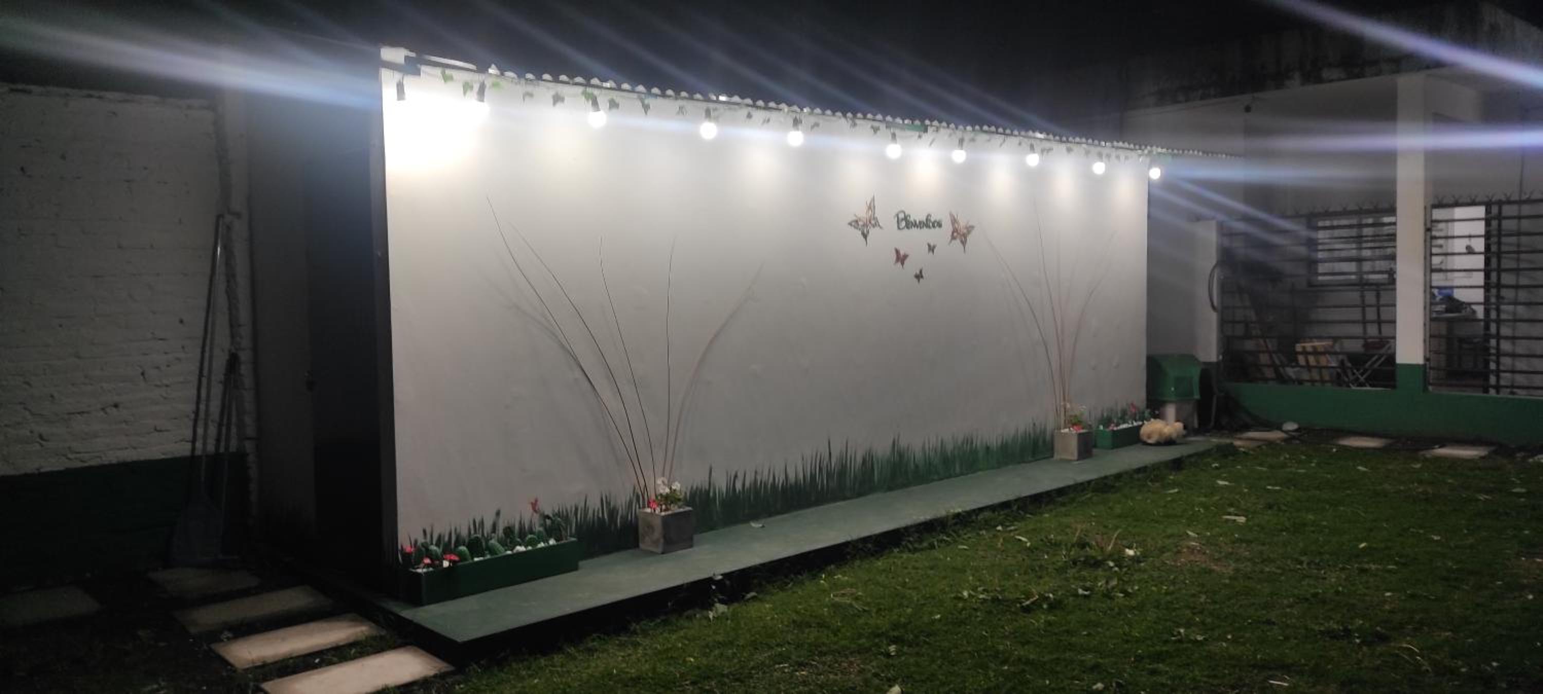 Casa con pileta a 21 minutos de aeropuerto de Ezeiza tranfer opcional las 24 horas amplio parque para mascotas