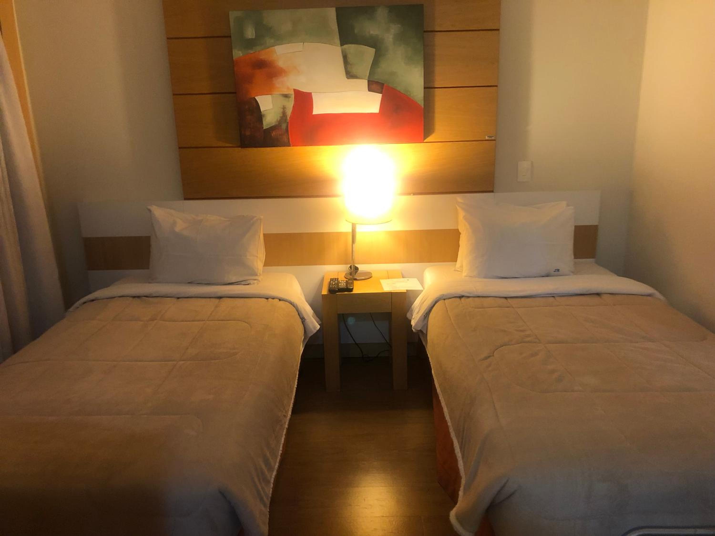 Flat eSuites - Confortavel ao lado Aeroporto Congonhas - H801