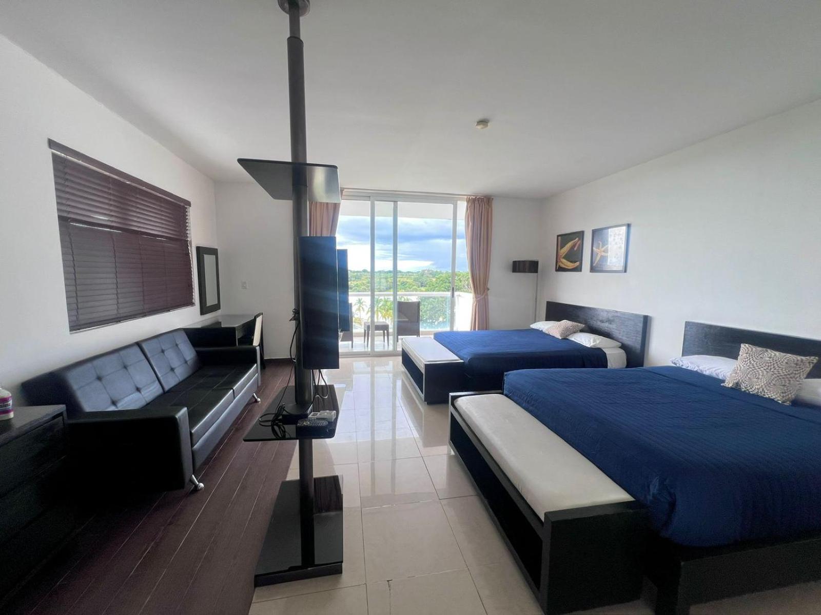 Exclusiva Suite Town Center
