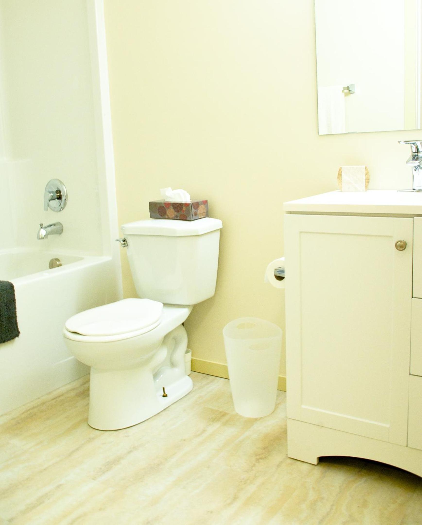 Nanaimo Vacations - AnnArthur Guest House - Property Image 9