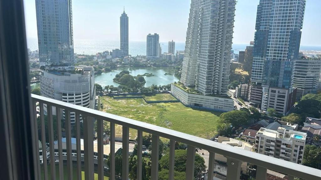 Colombo, Trizen Luxury Apartments, Sri Lanka view 2