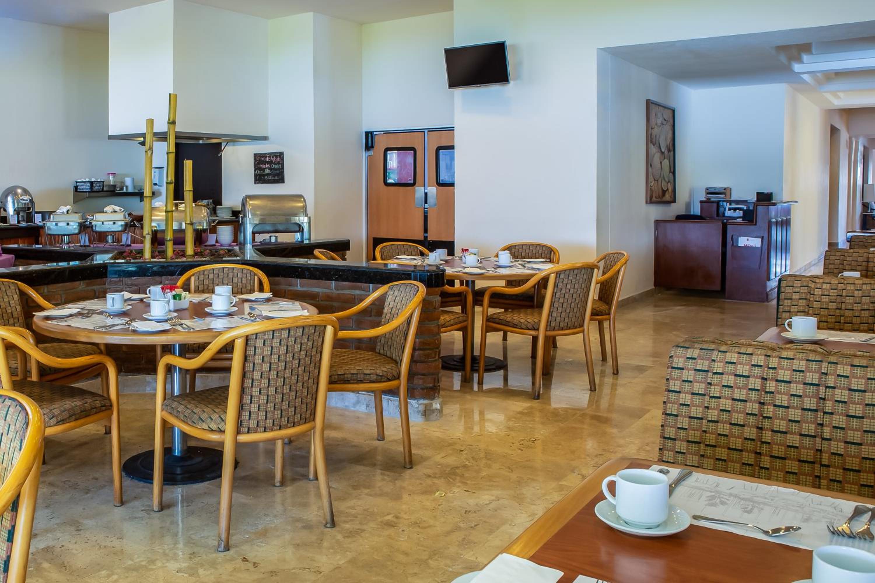 Tampico Vacations - Fiesta Inn Tampico - Property Image 20