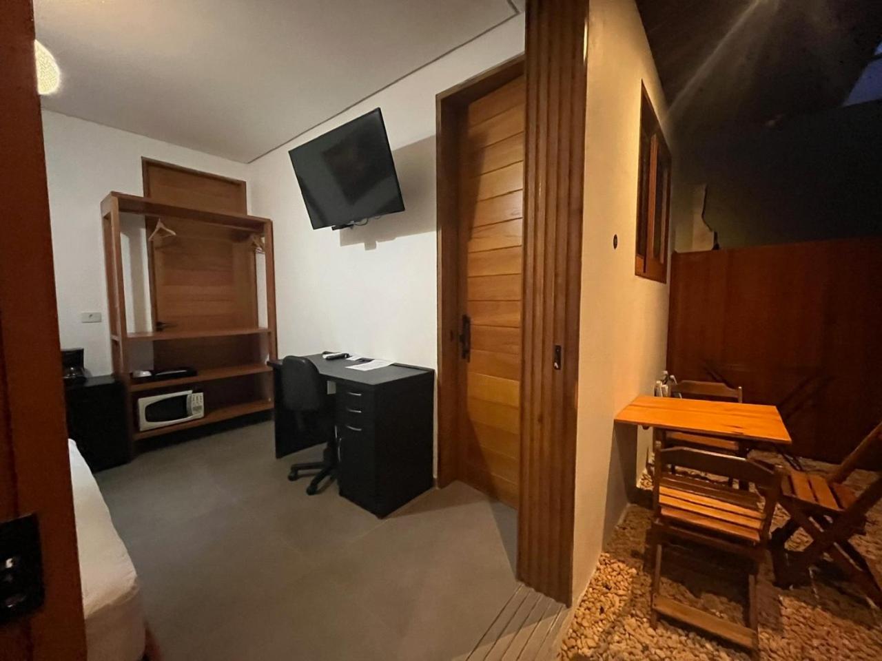 Casa Fiji - Suites Luxo - Praia de Itamambuca - Ao lado da praia