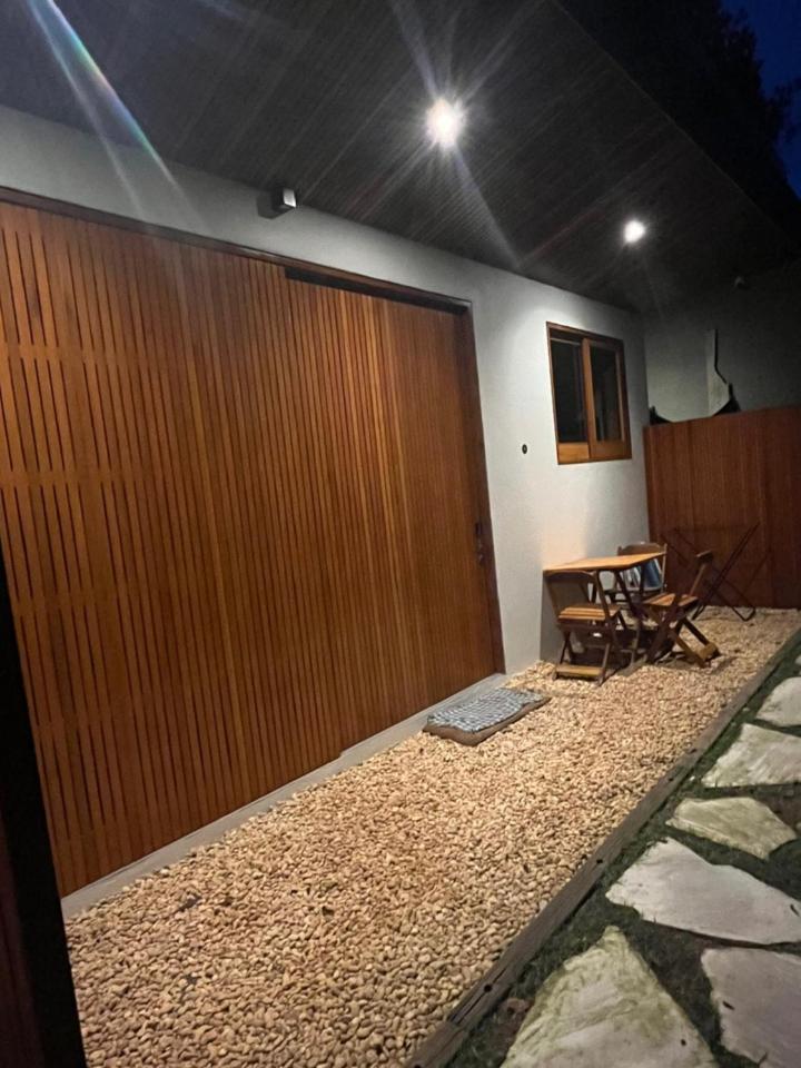 Casa Fiji - Suites Luxo - Praia de Itamambuca - Ao lado da praia