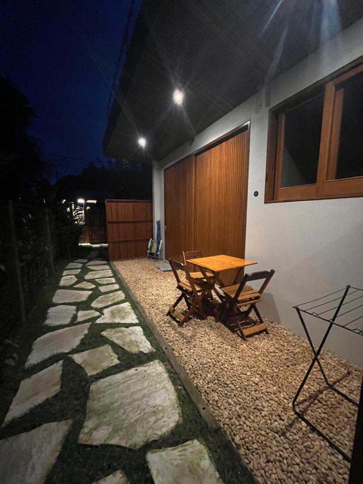 Casa Fiji - Suites Luxo - Praia de Itamambuca - Ao lado da praia