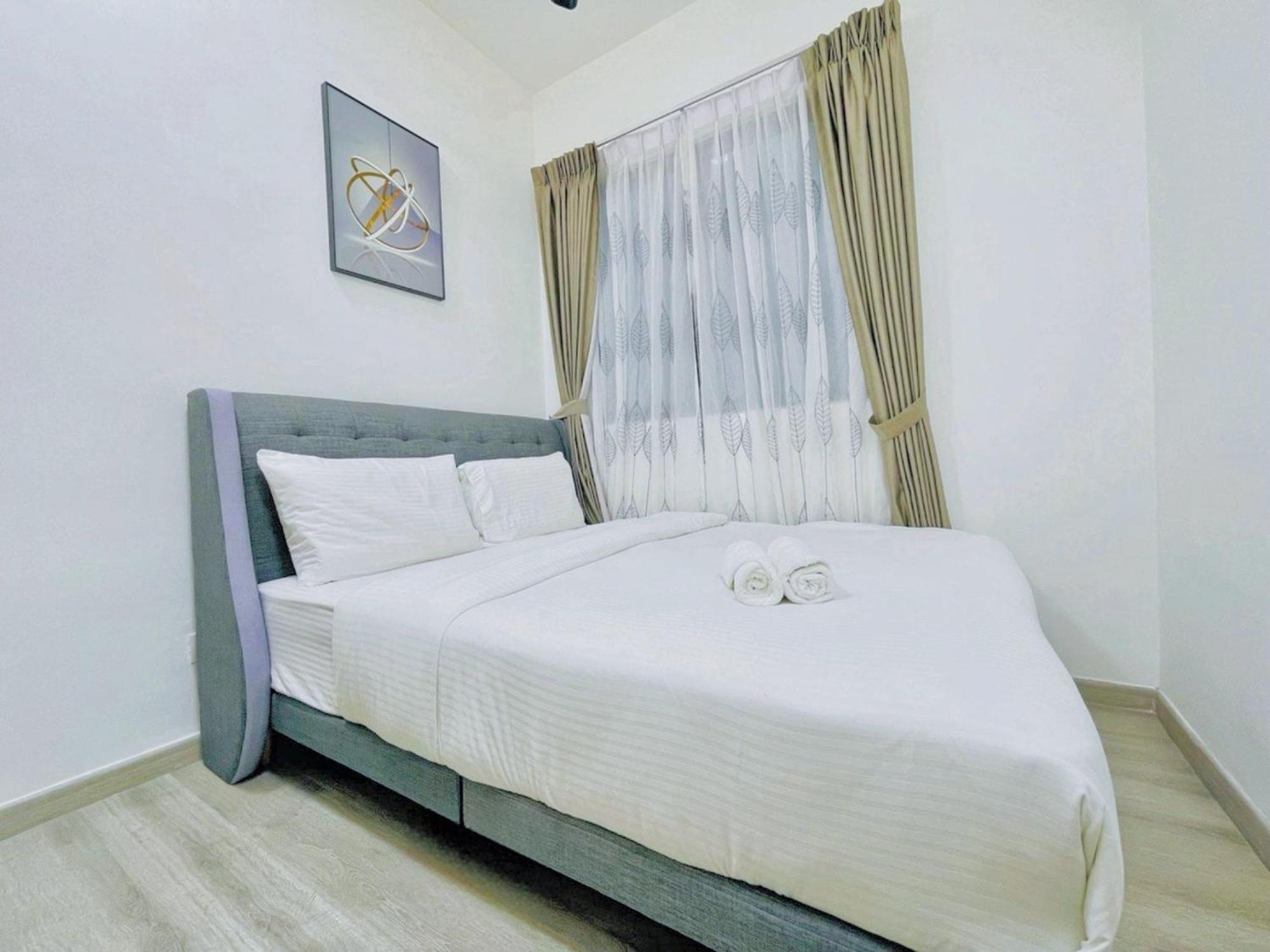 Blissful Southkey 2BR Midvalley