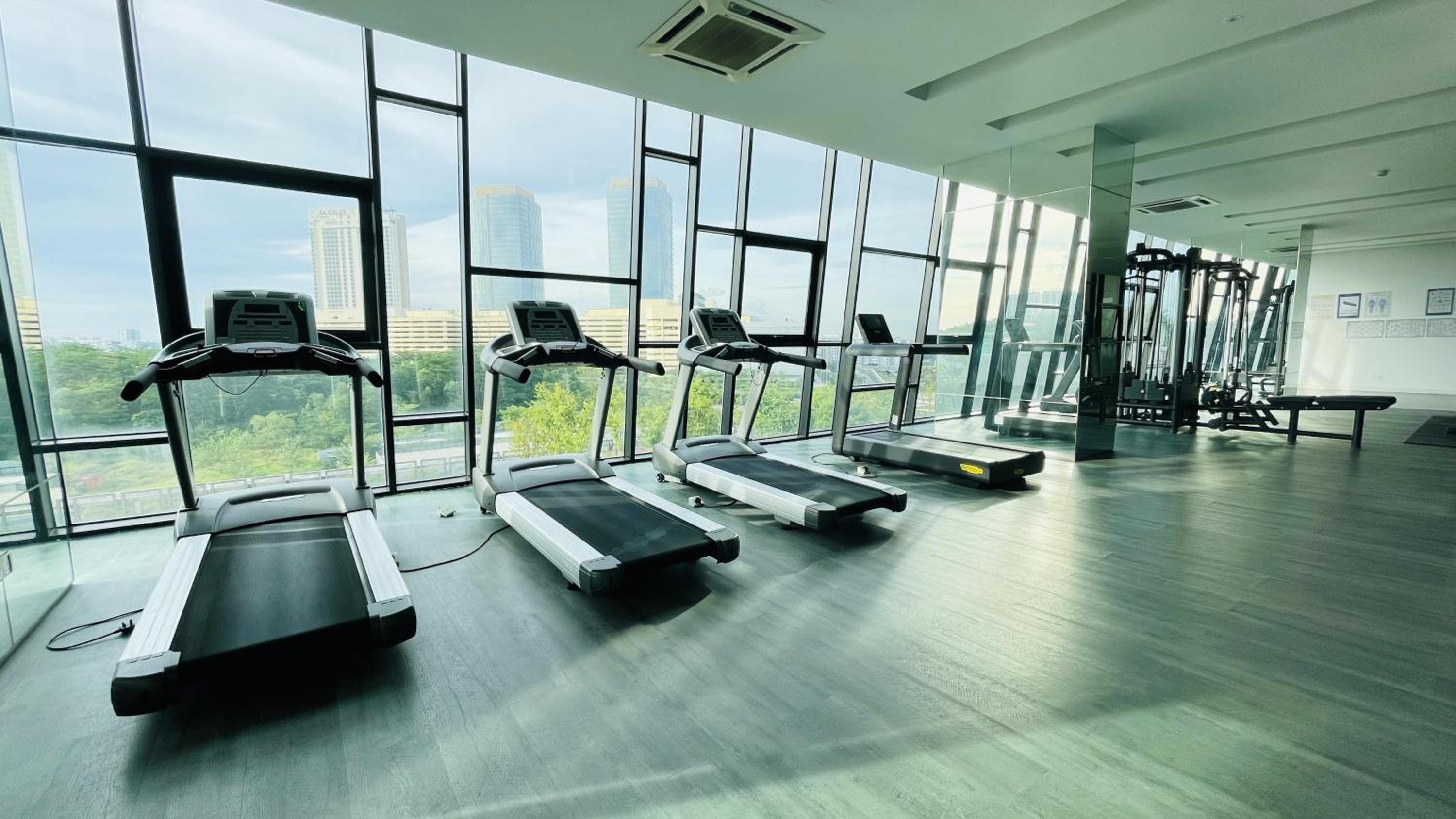 Blissful Southkey 2BR Midvalley
