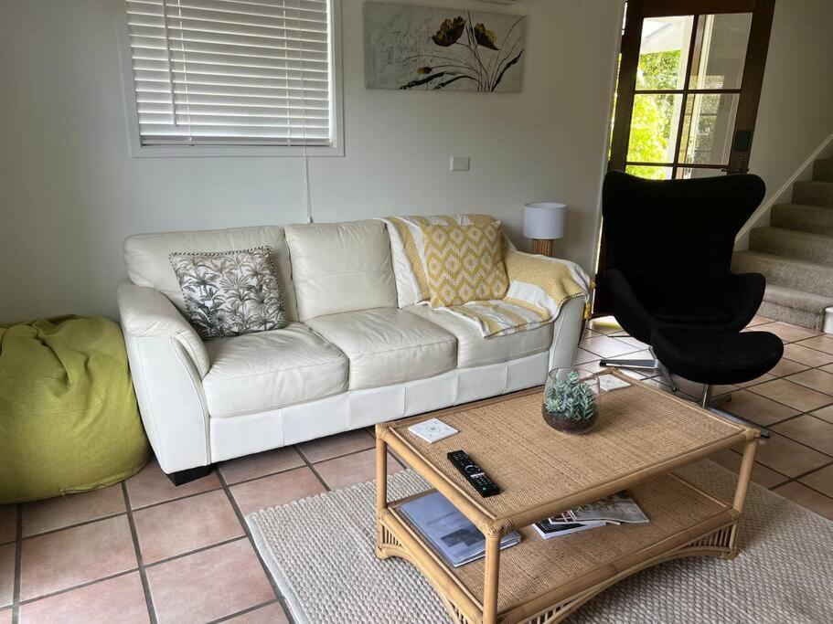 Villa Aqua - 3 bedroom Waterfront on Noosa Canal