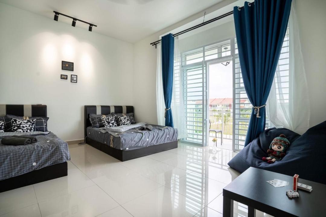 Desaru KTV & BBQ Home near Beach and Waterpark photo 2