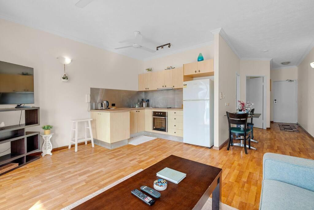 Zen Oceanscape 1BR - Balcony - Oceanview - Parking