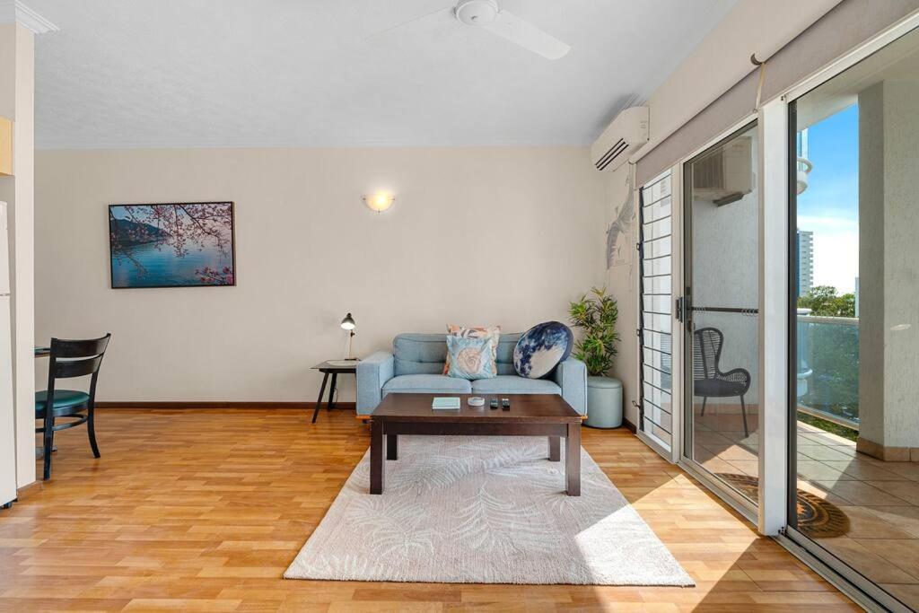 Zen Oceanscape 1BR - Balcony - Oceanview - Parking