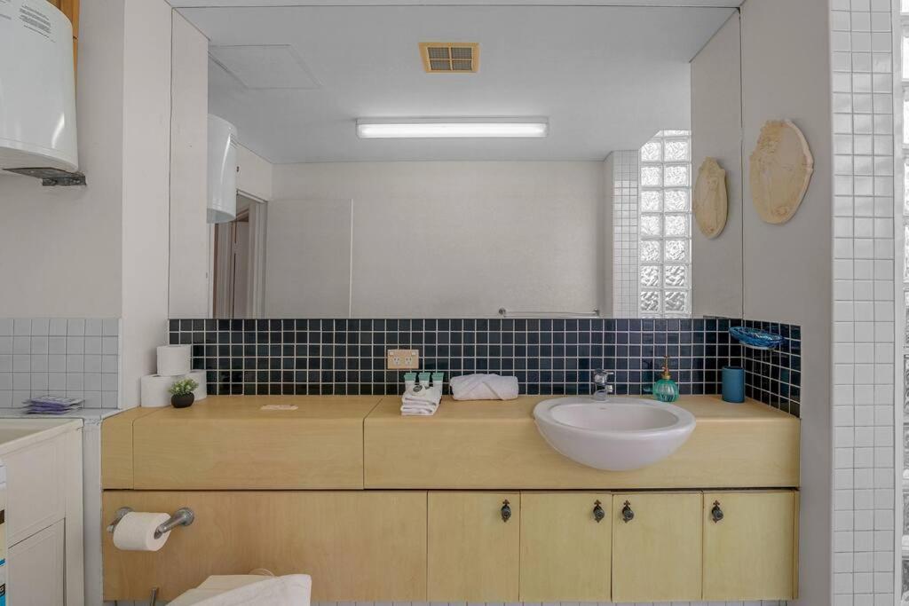 Zen Oceanscape 1BR - Balcony - Oceanview - Parking