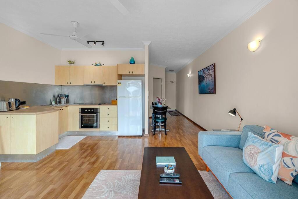 Zen Oceanscape 1BR - Balcony - Oceanview - Parking