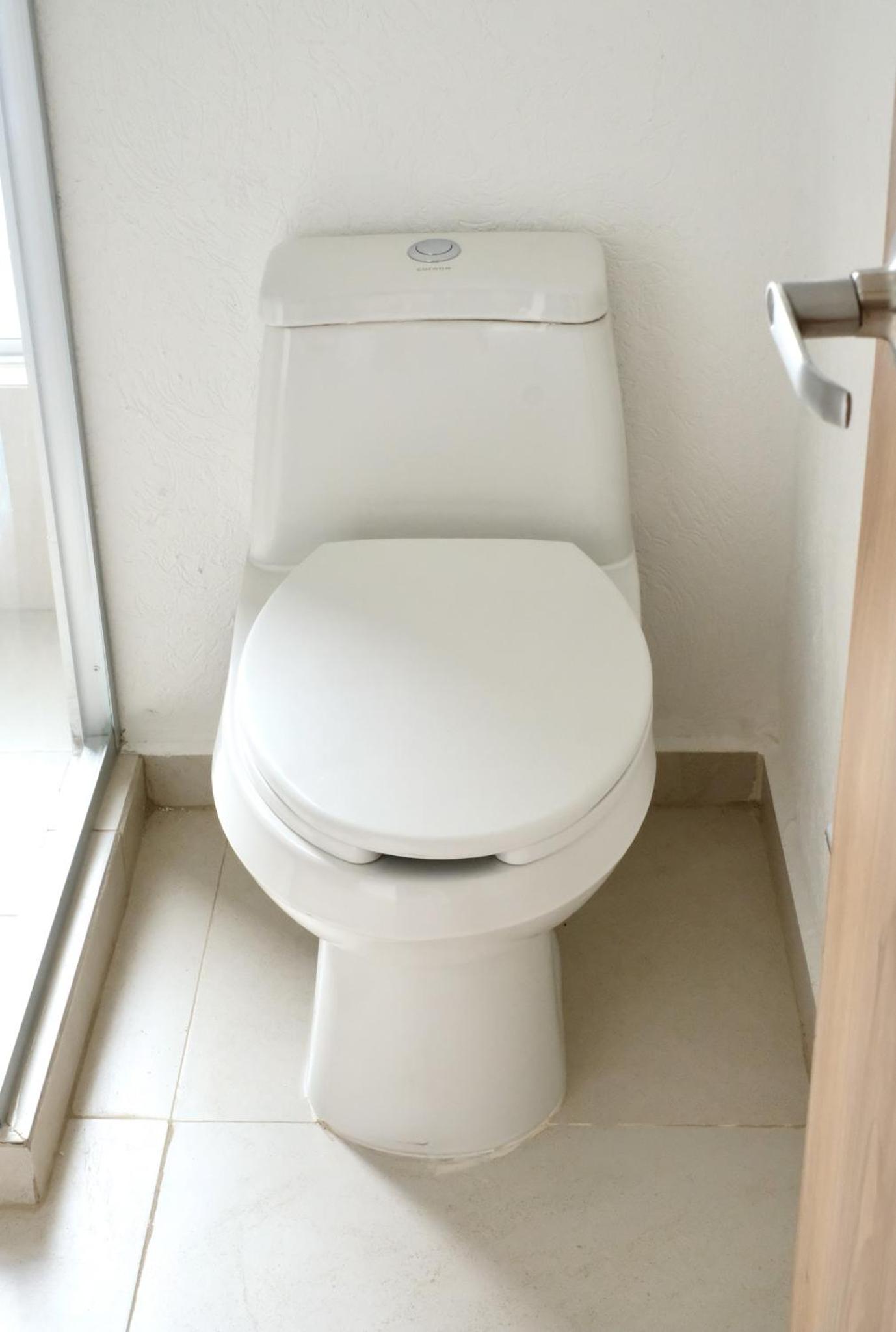Escenia Comfort Piso 15 view 3
