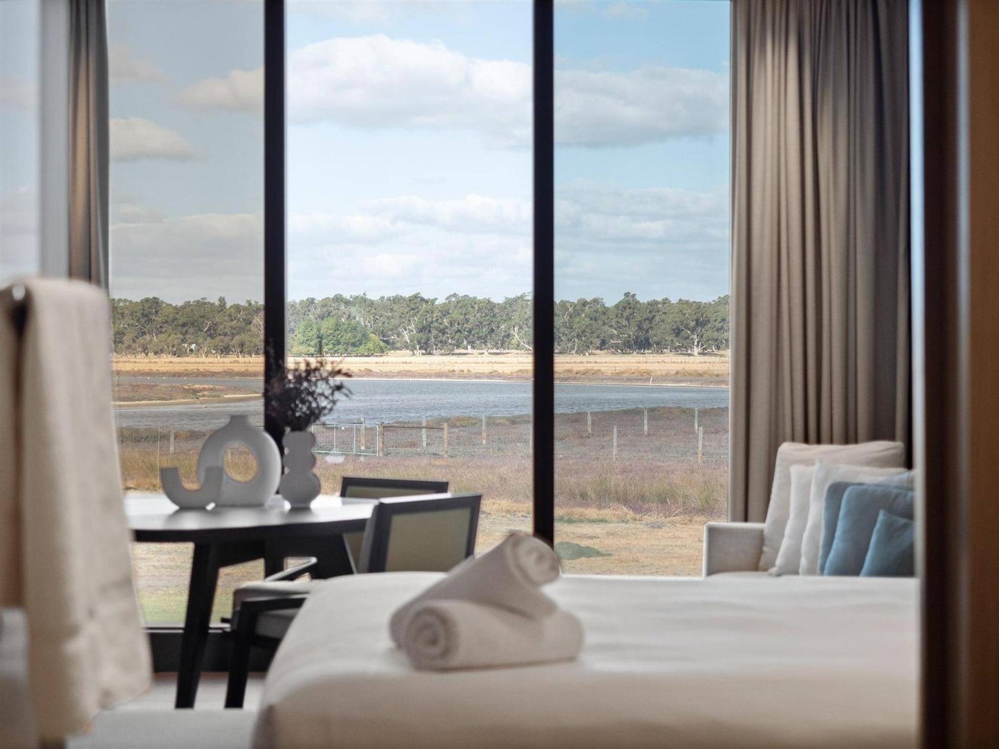 Samphire Chalet Peppermint - Experience Eco-Luxury