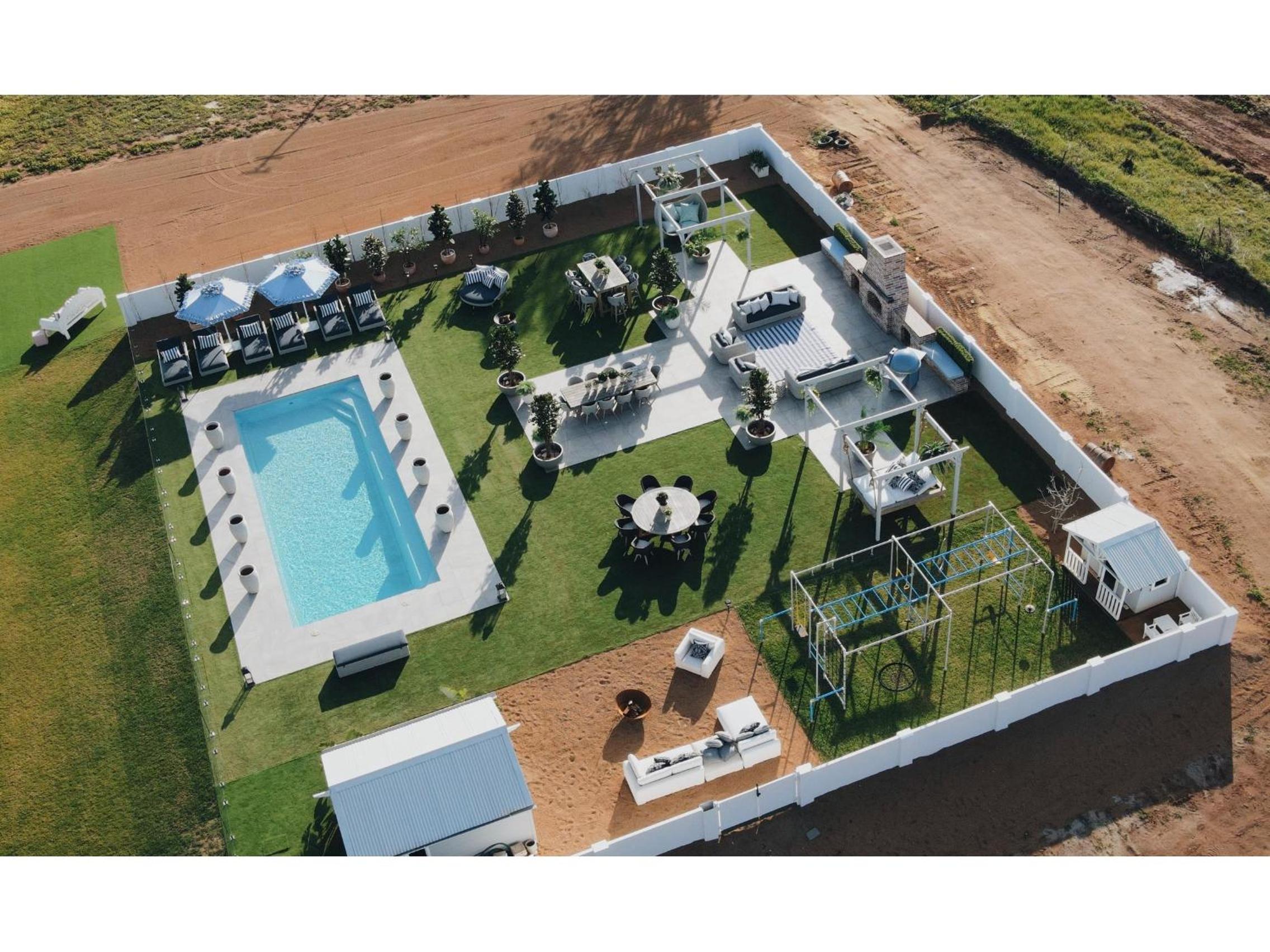 Hamptons Farm Estate - Luxe Retreat and Elegant Events