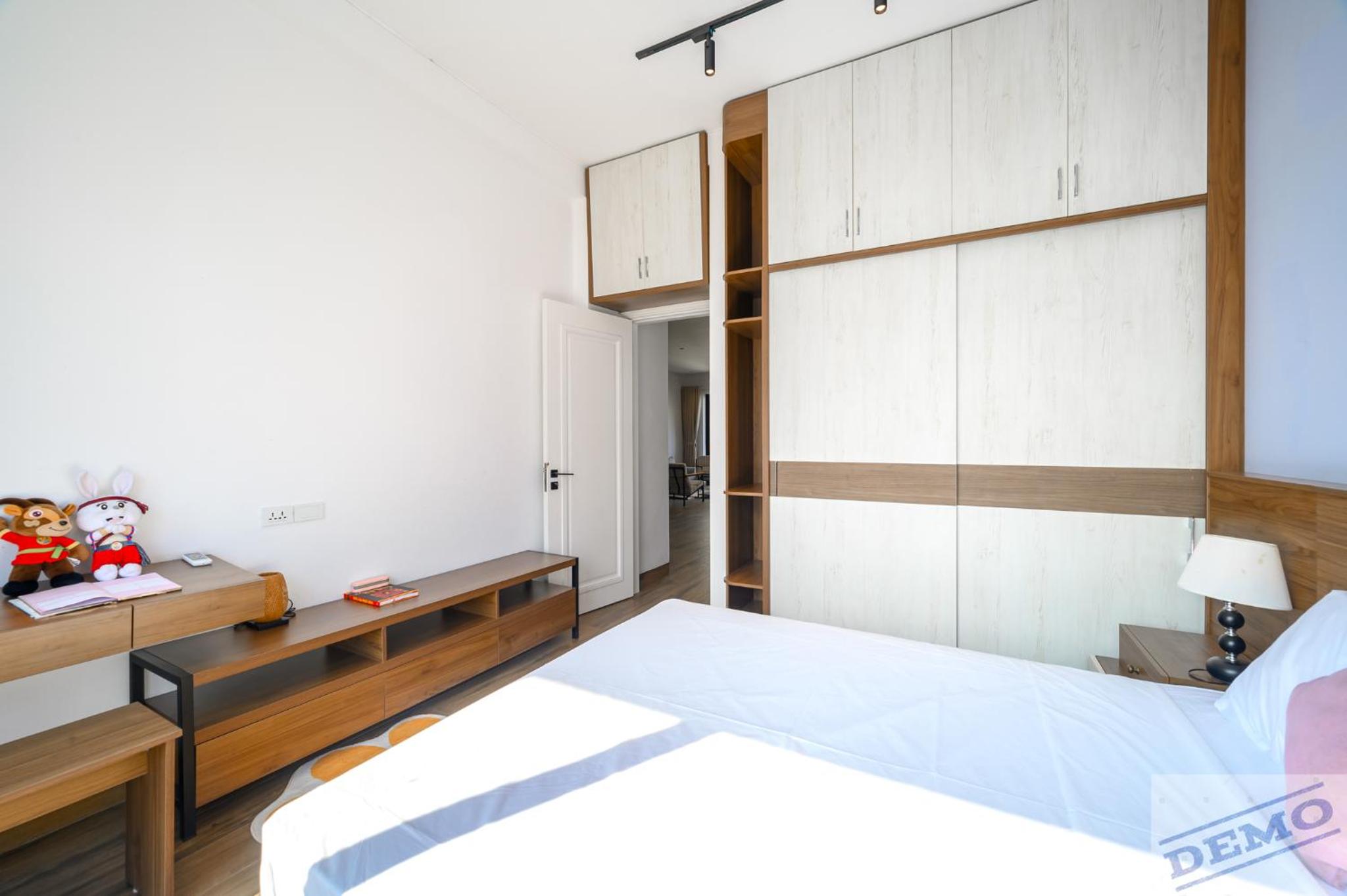 Luxe Paradise Residence 88 Tu Hoa