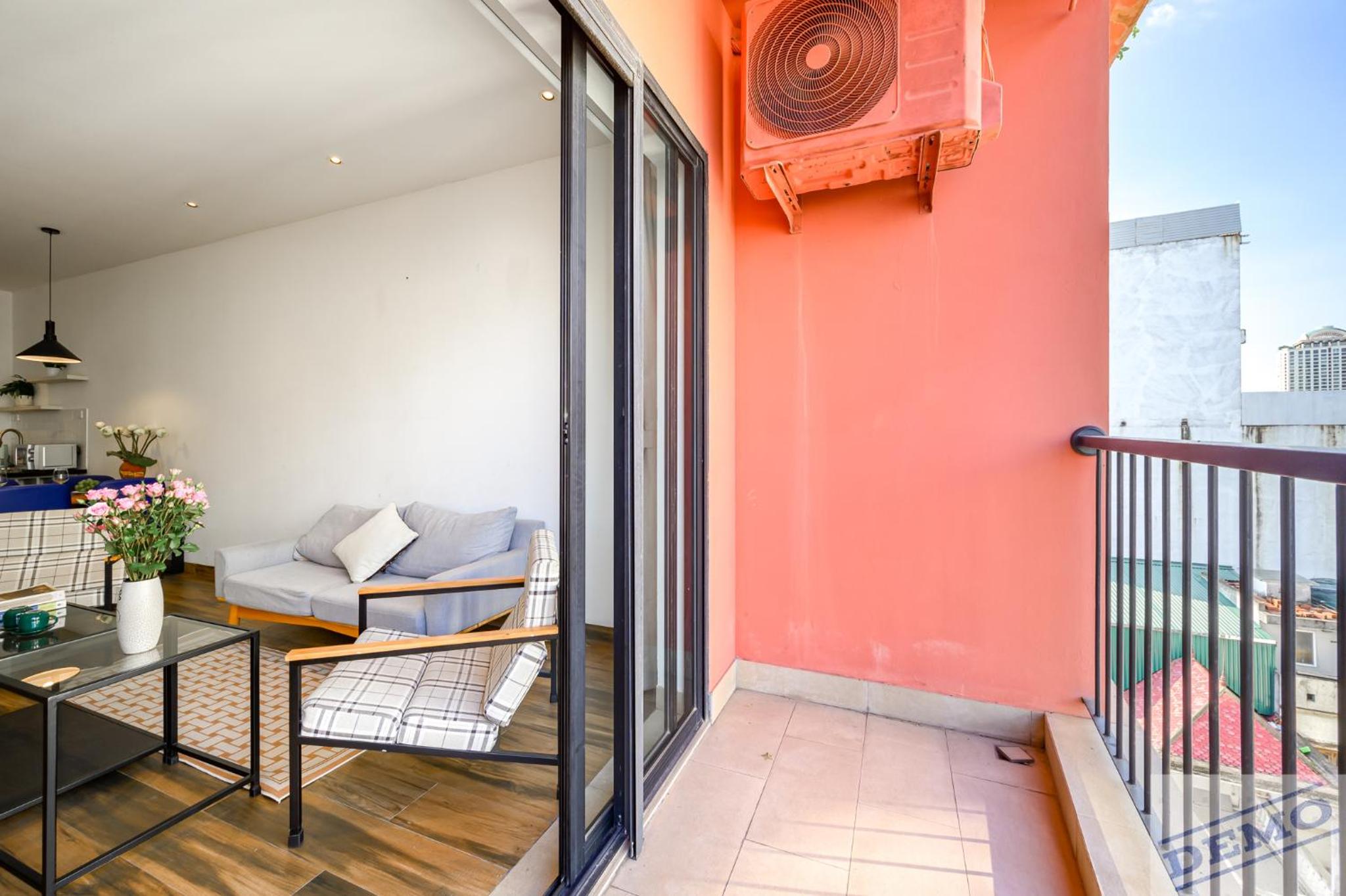 Luxe Paradise Residence 88 Tu Hoa