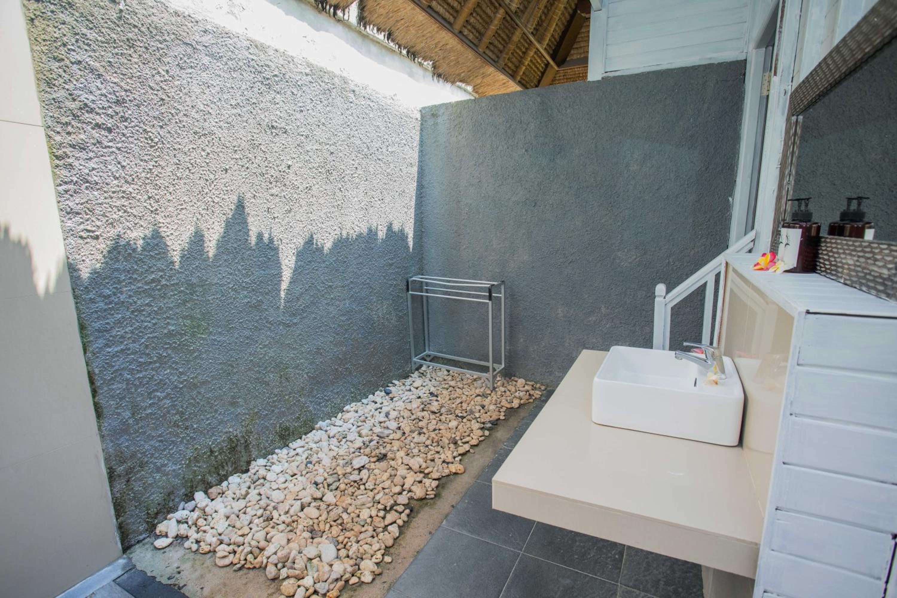 Koji Garden Huts