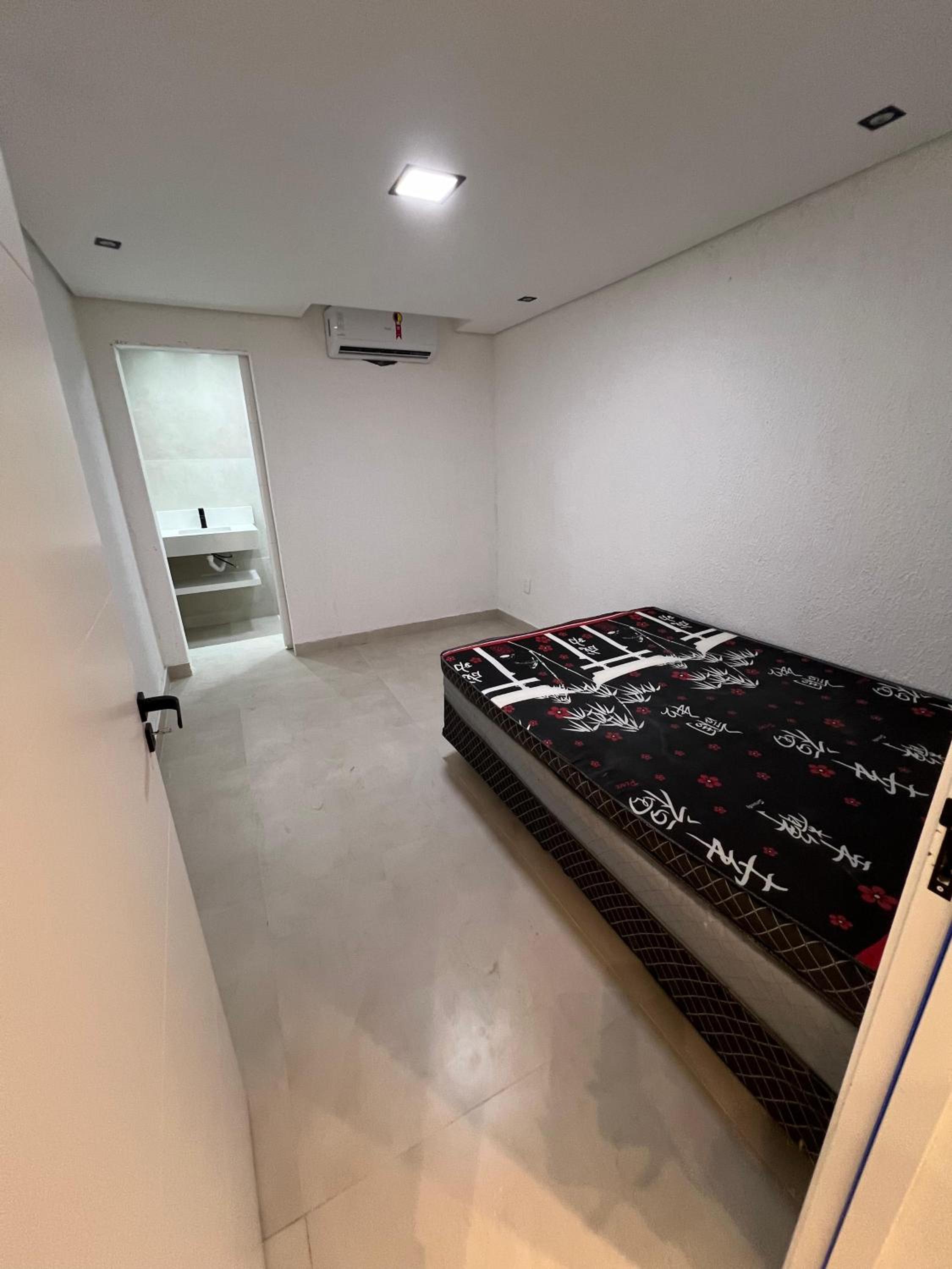 Casa com 9 quartos, Piscina 10x5m e área gourmet