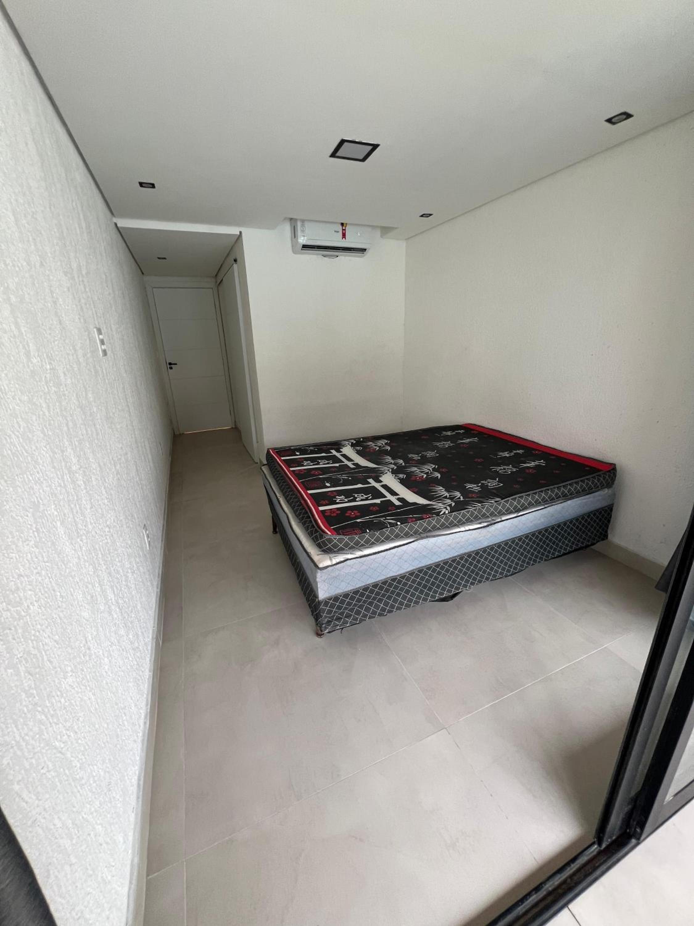 Casa com 9 quartos, Piscina 10x5m e área gourmet