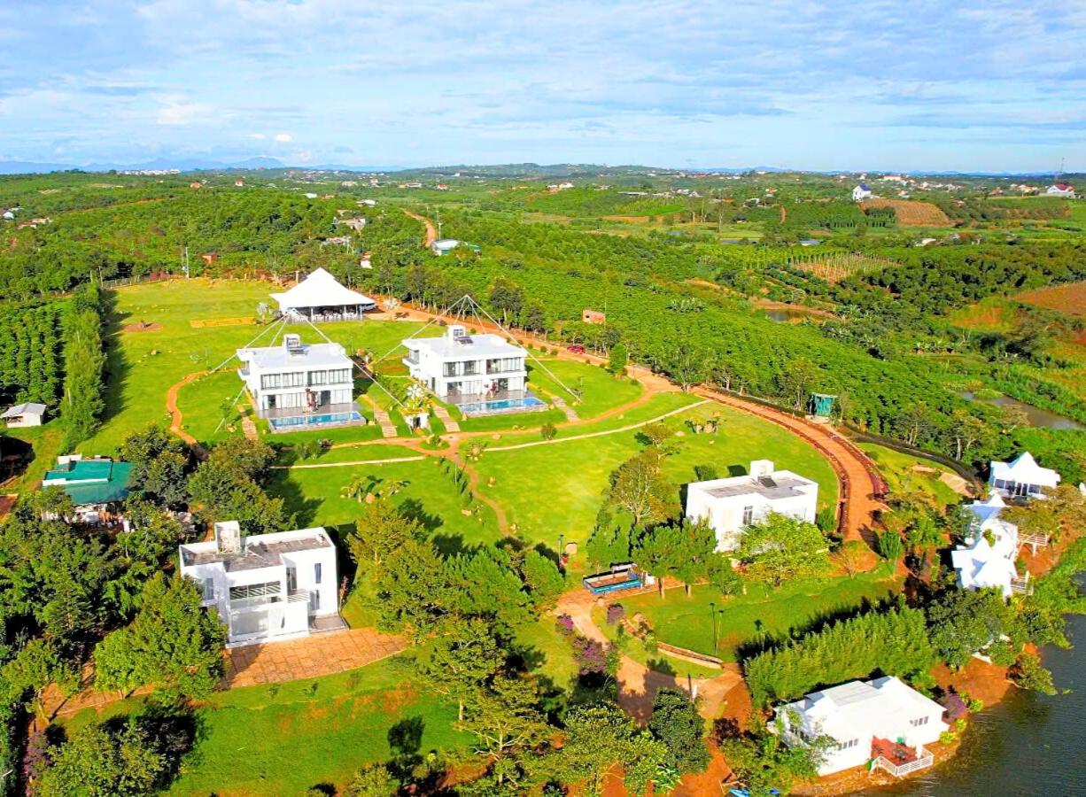 Du Lịch Lâm Hà - Hồ Gia Trang Villas view 3