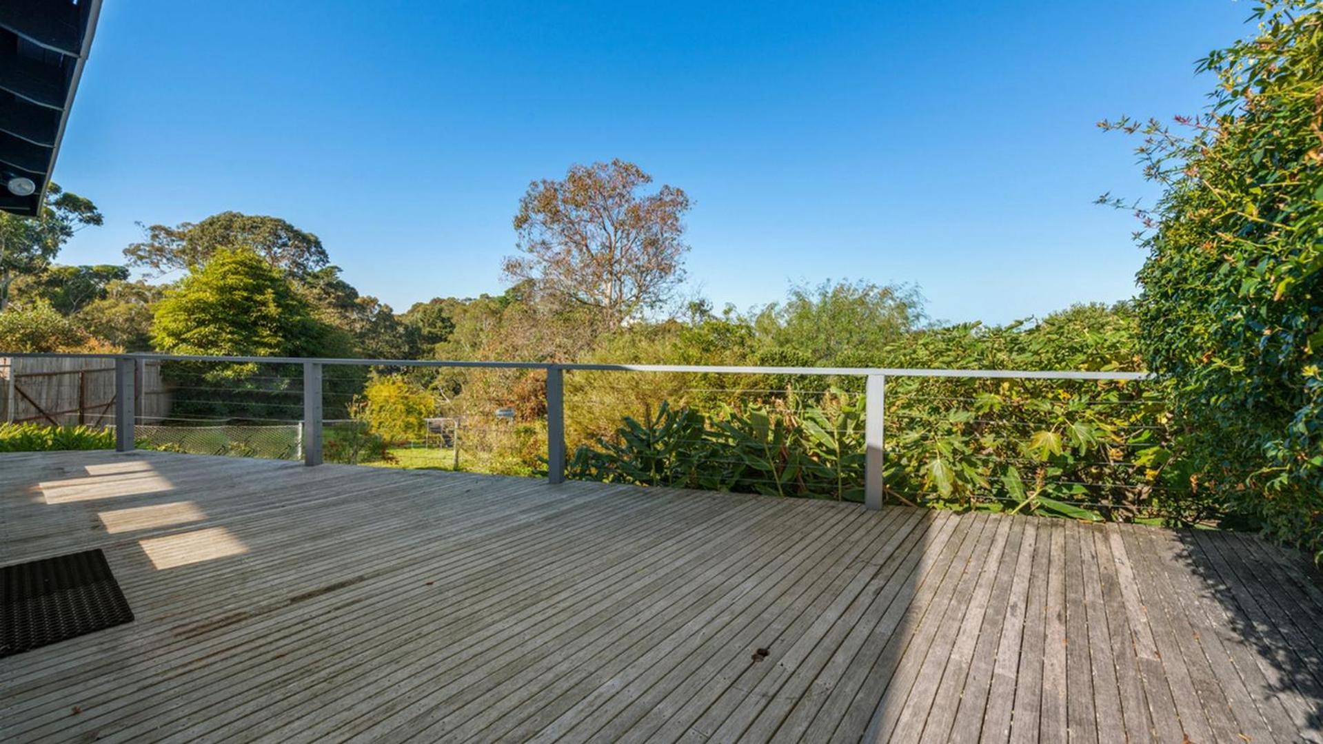Sea Whisper - Spacious Family Retreat