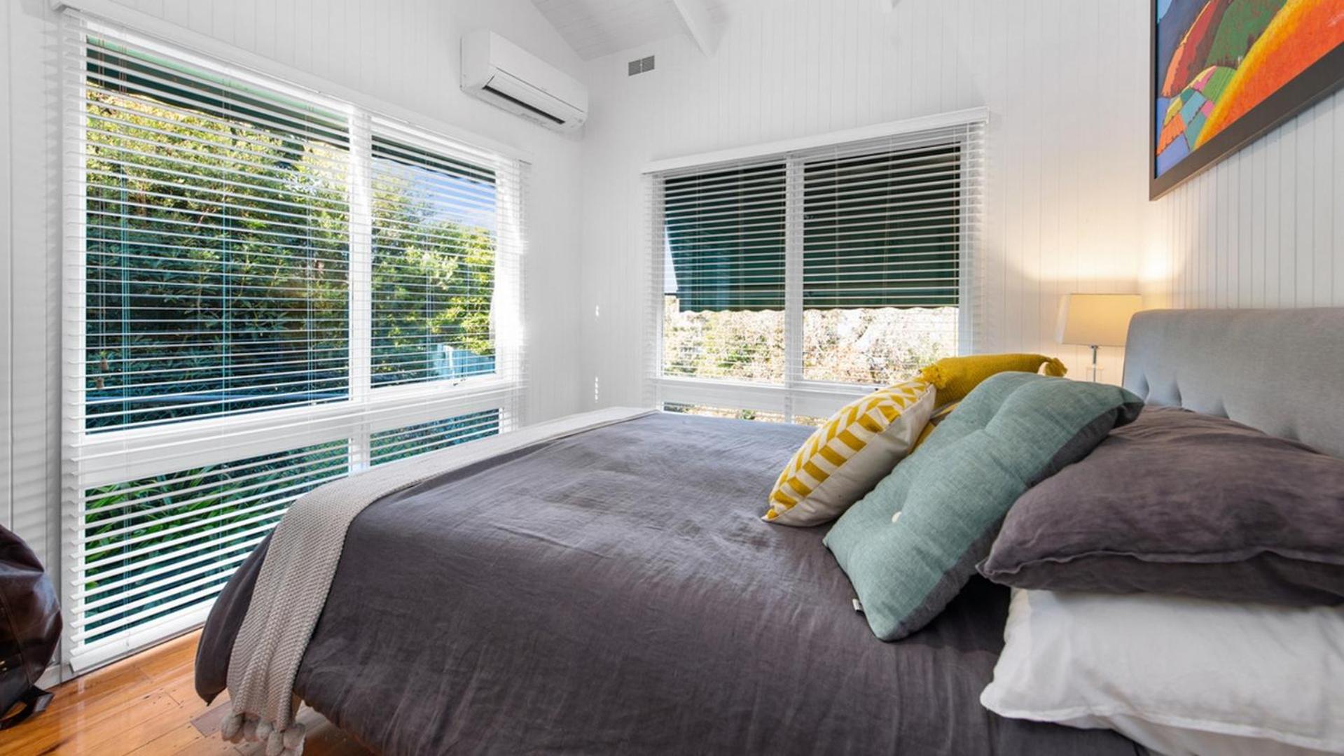 Sea Whisper - Spacious Family Retreat