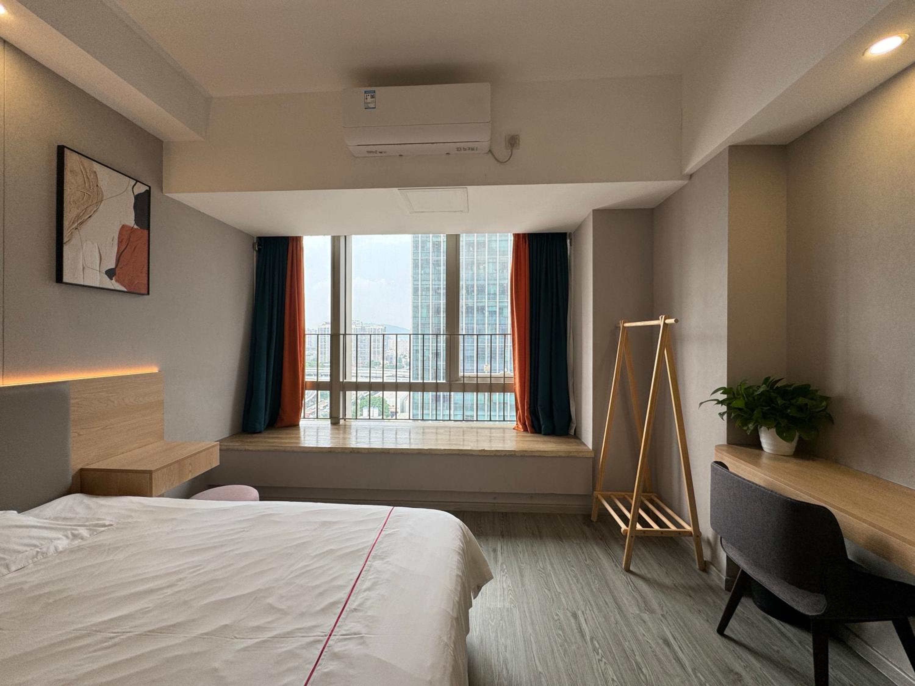 Orange International Hotel Guangzhou Zhujiang New Town Branch