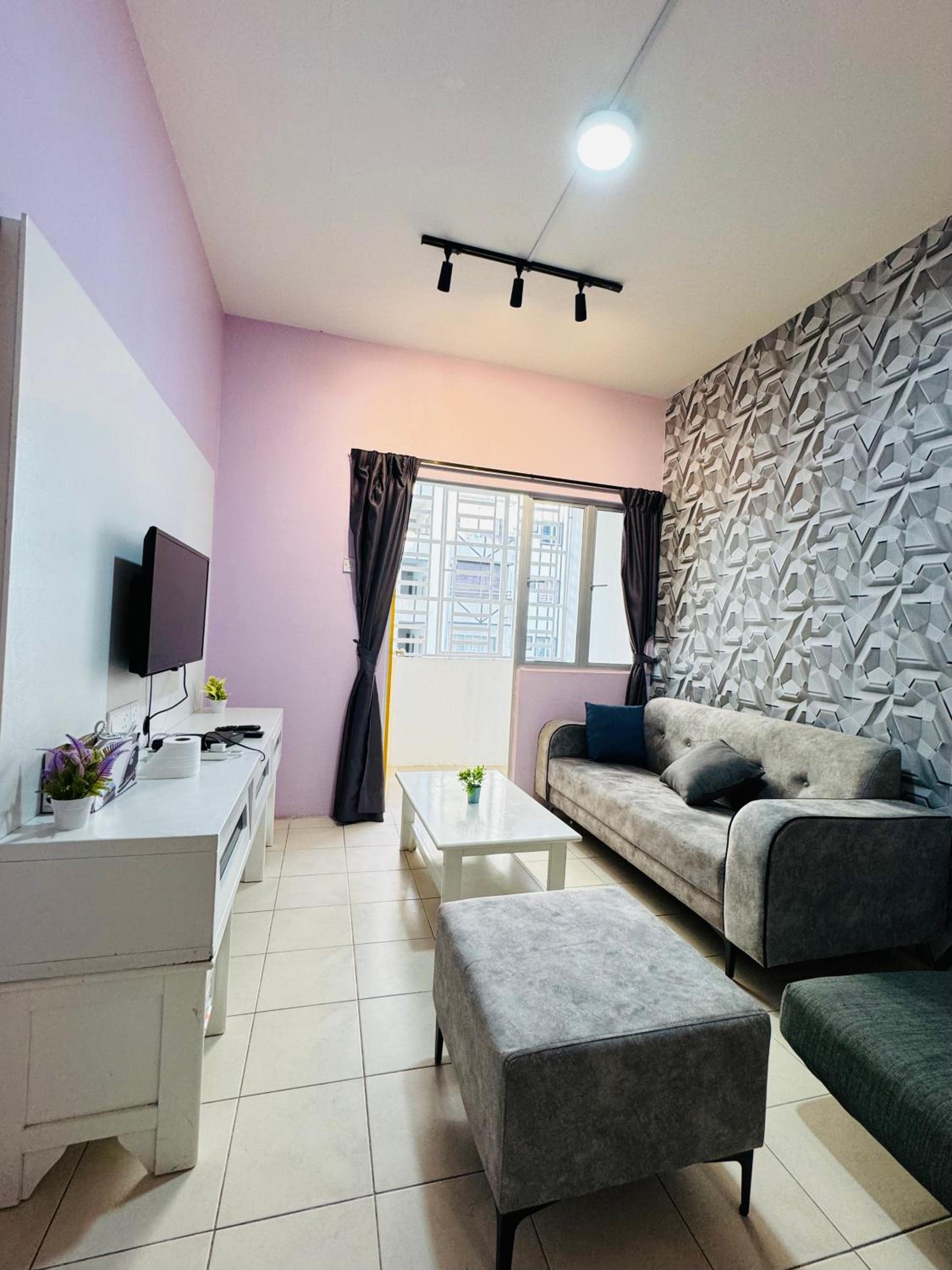 AYAAN SYMPHONY INN Budget Homestay with Free WiFi and Netflix photo 7