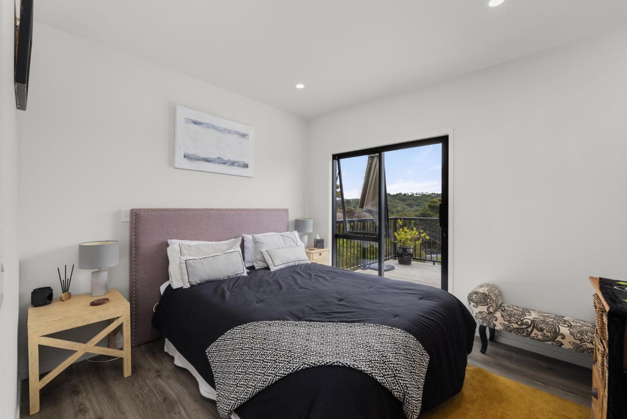 Waterview retreat
