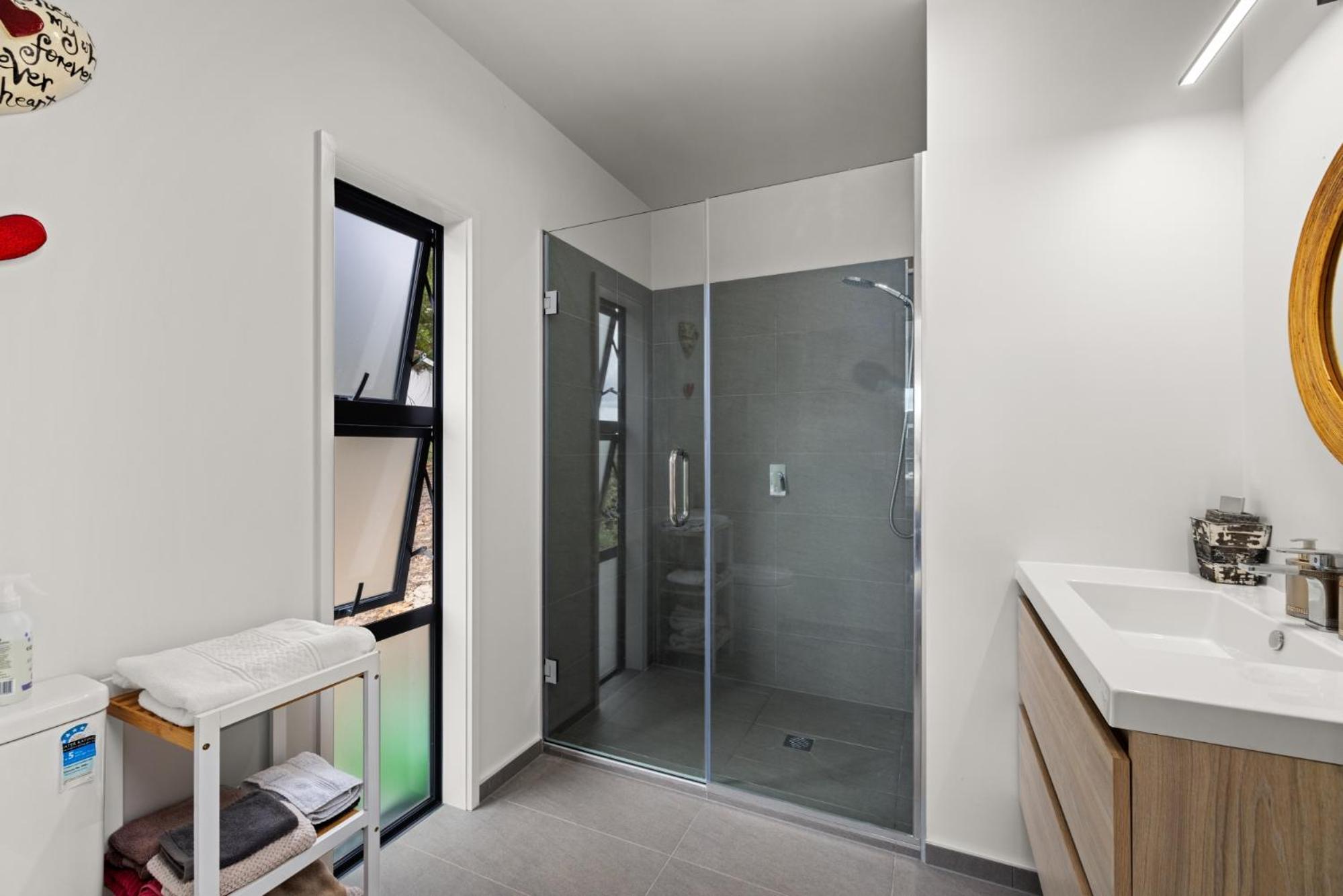 Waterview retreat