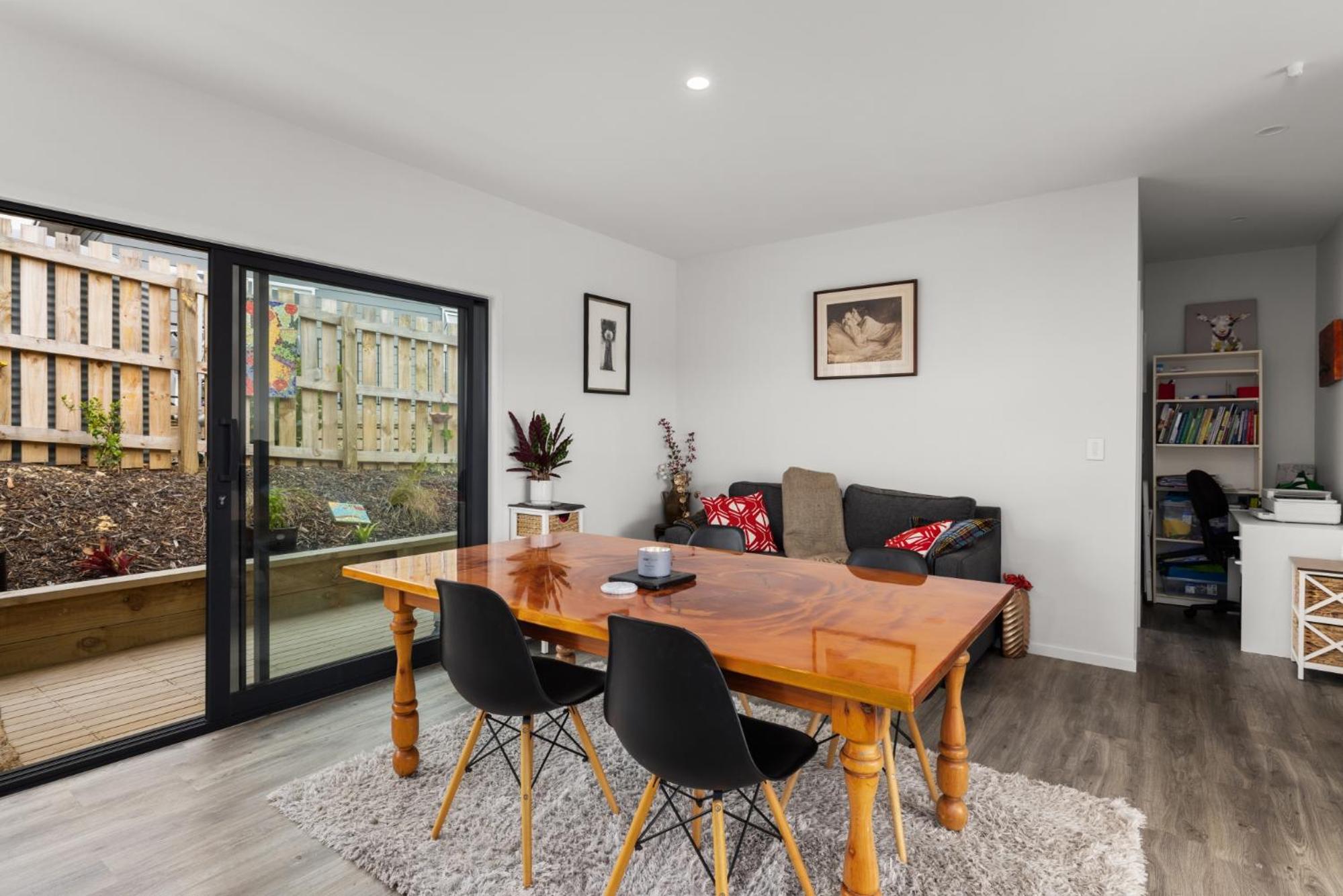 Waterview retreat