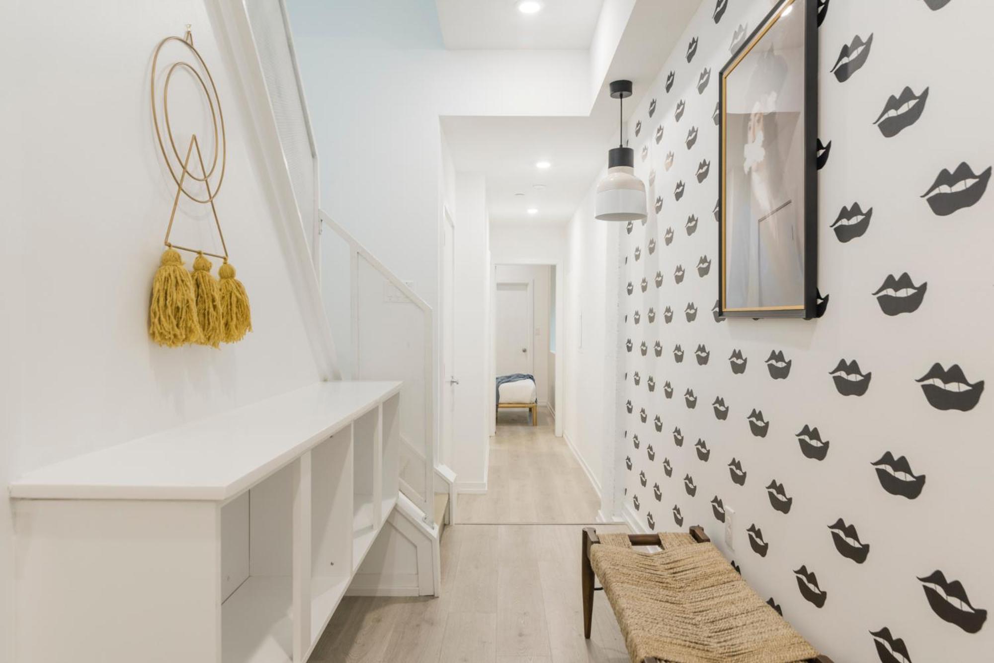 Abode XS House Stunning Architectural Flat view 3