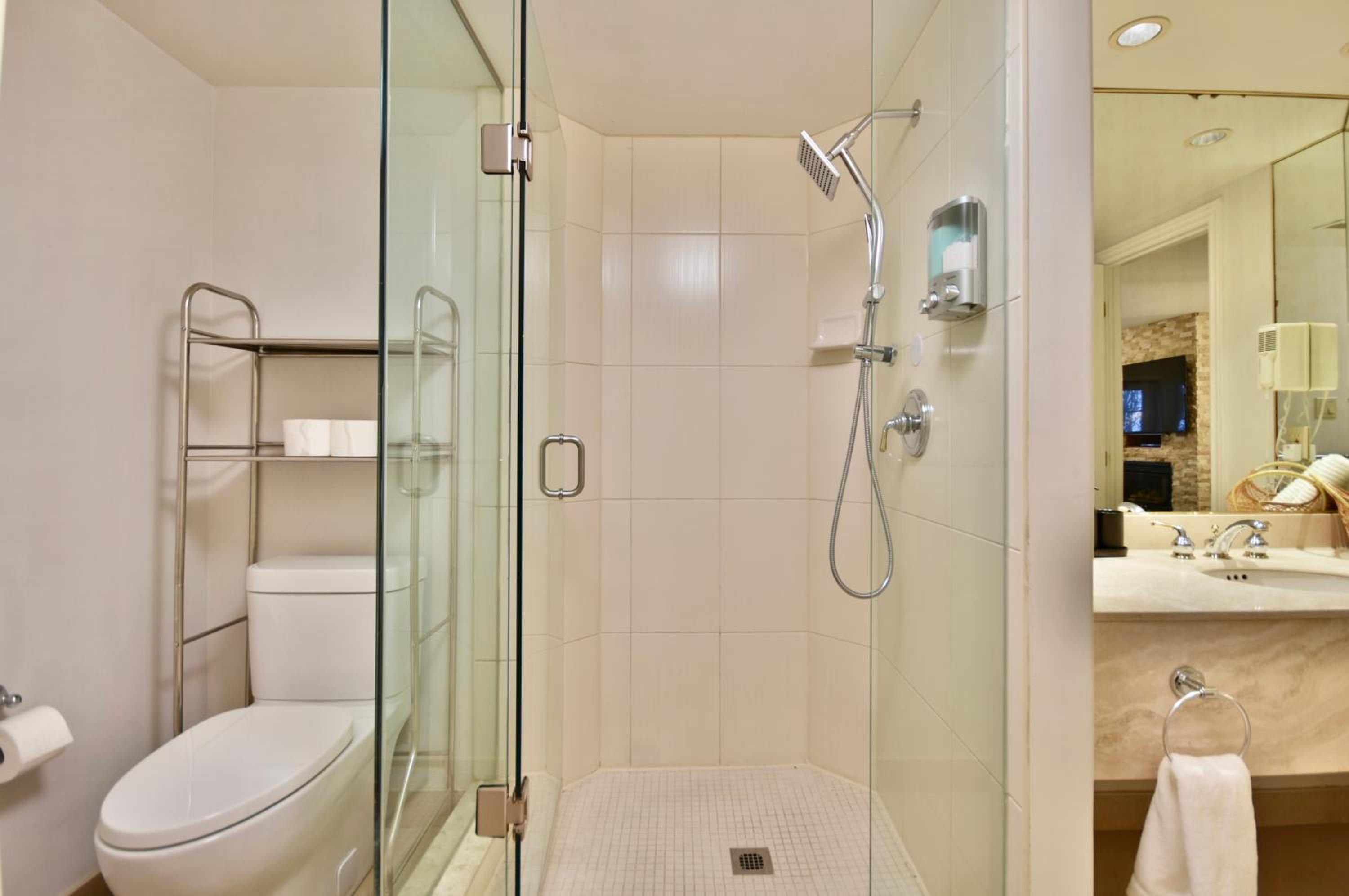 Relax & Rejuvenate at 2BR Luxury Haven