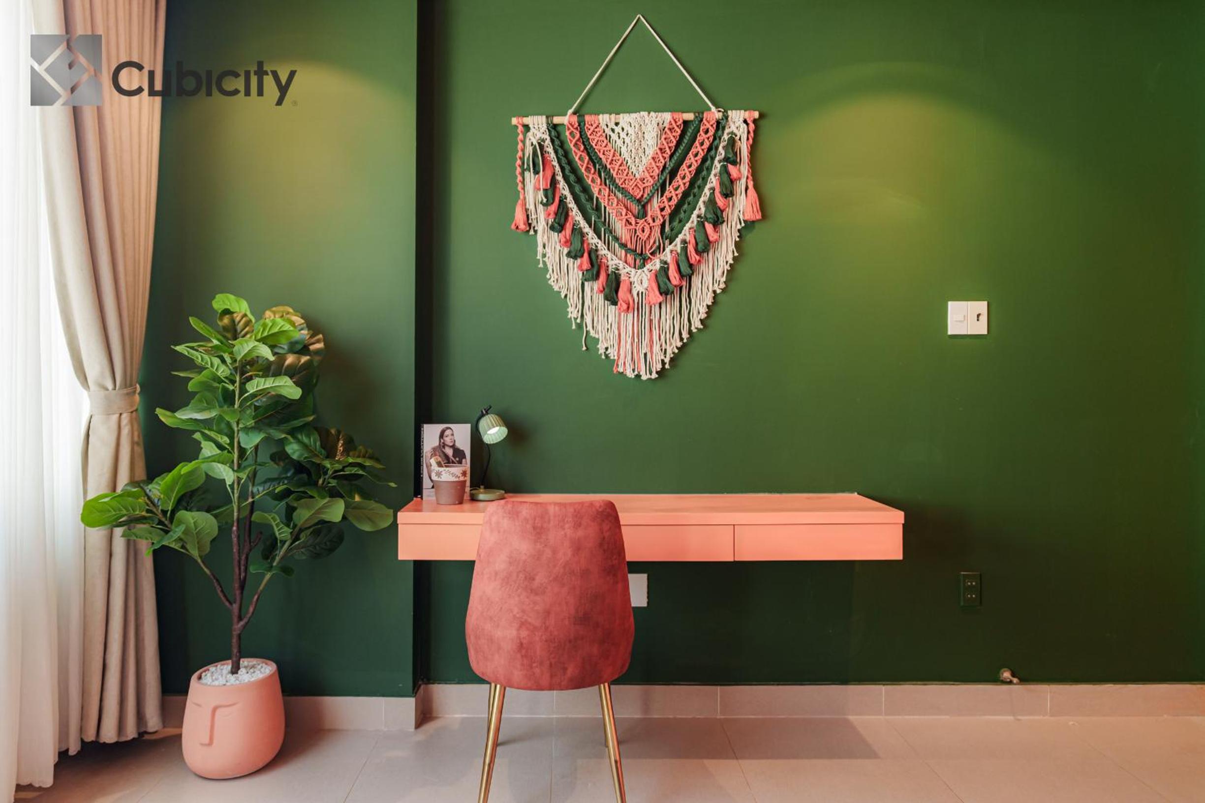 Cubicity Metro House