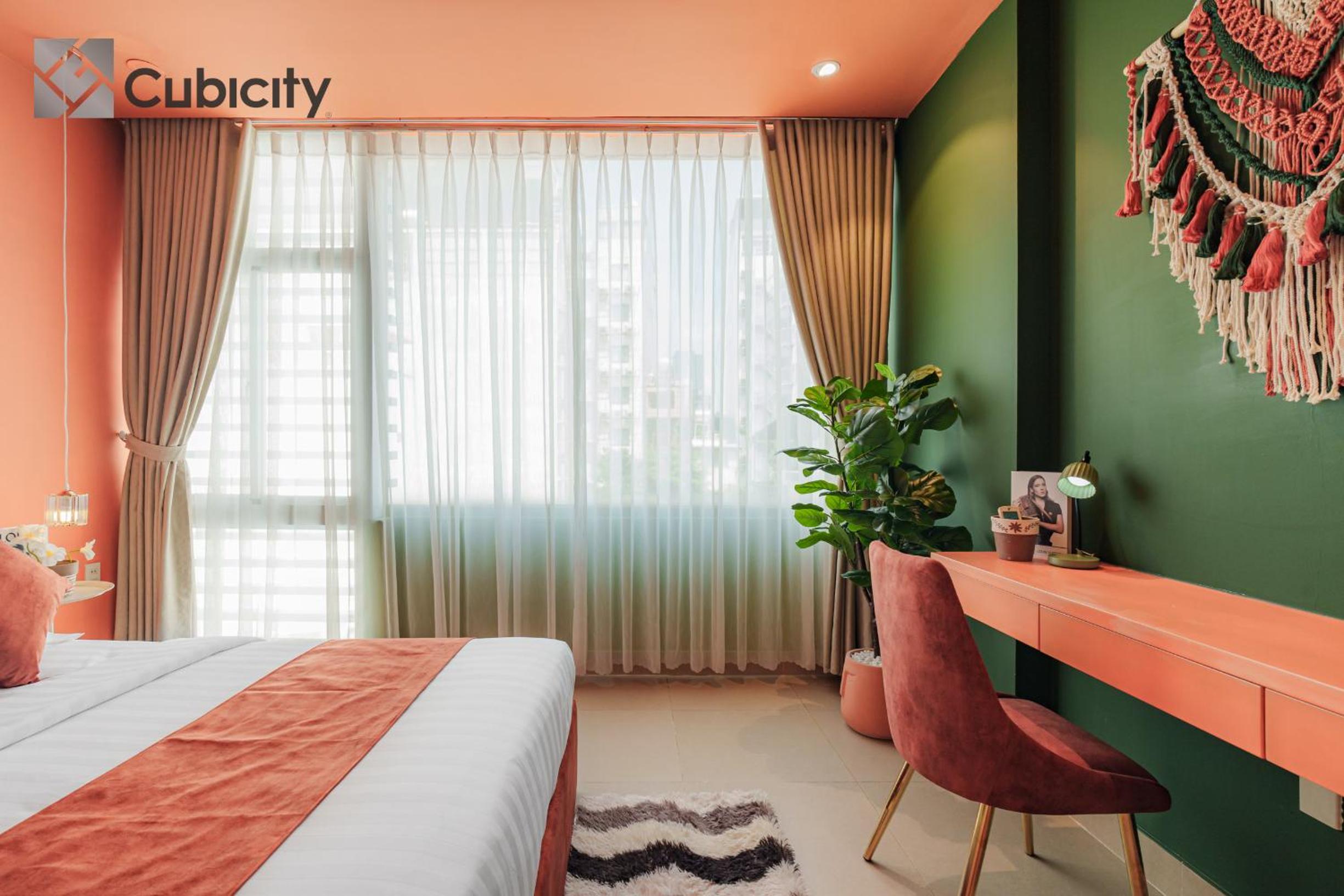 Cubicity Metro House