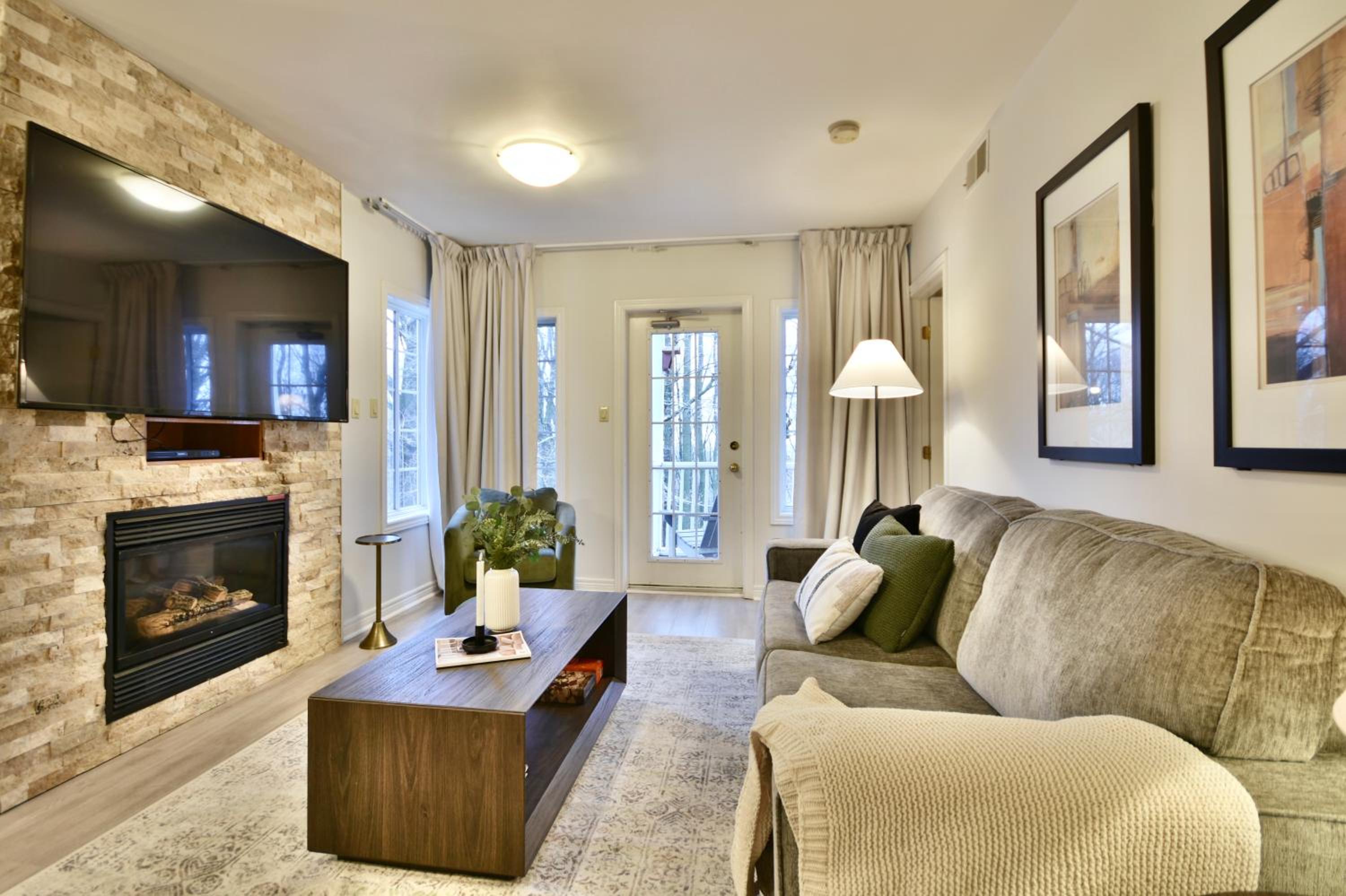 Jacuzzi Suite Relaxing Retreat