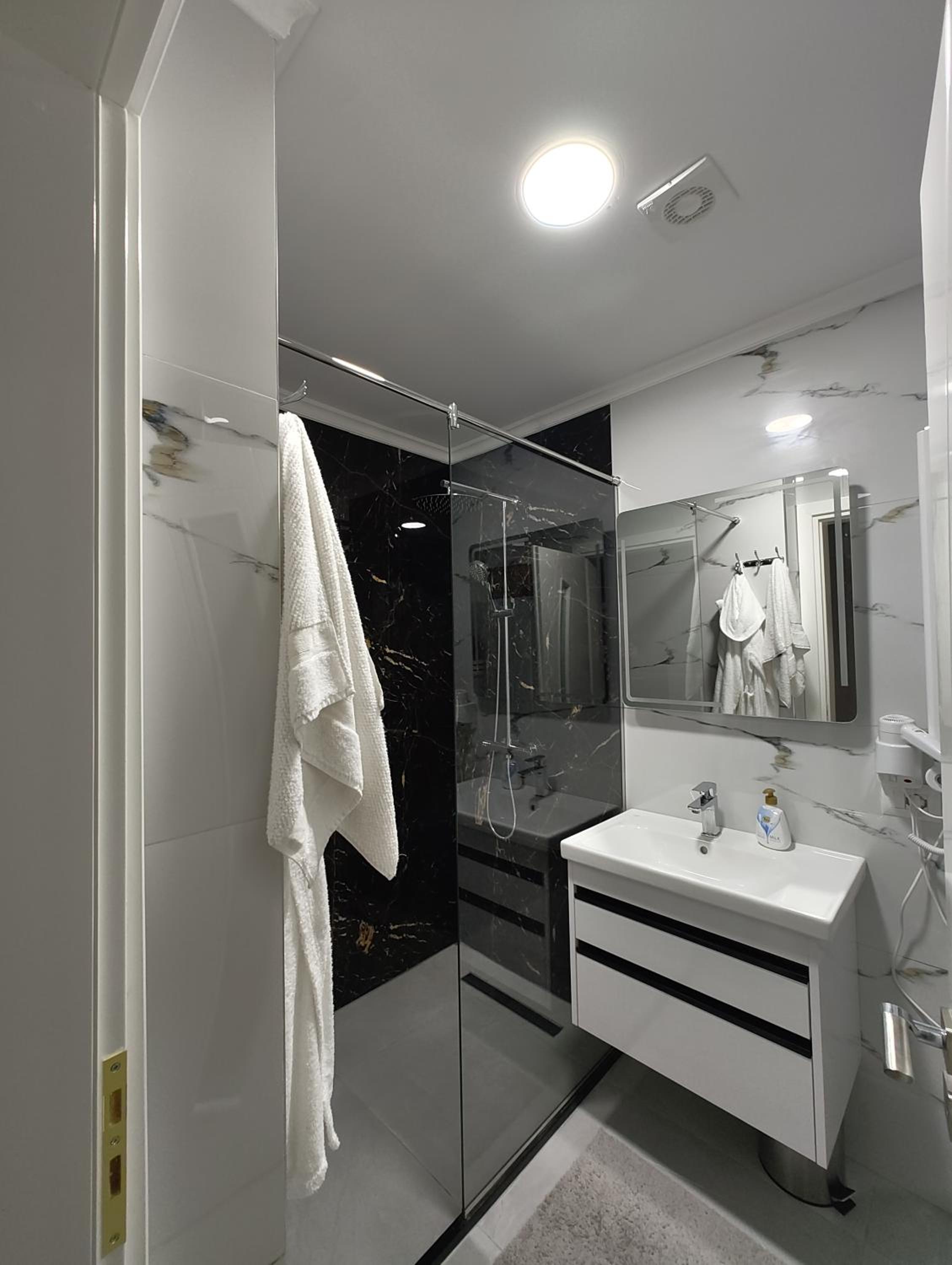 Gremi Residences
