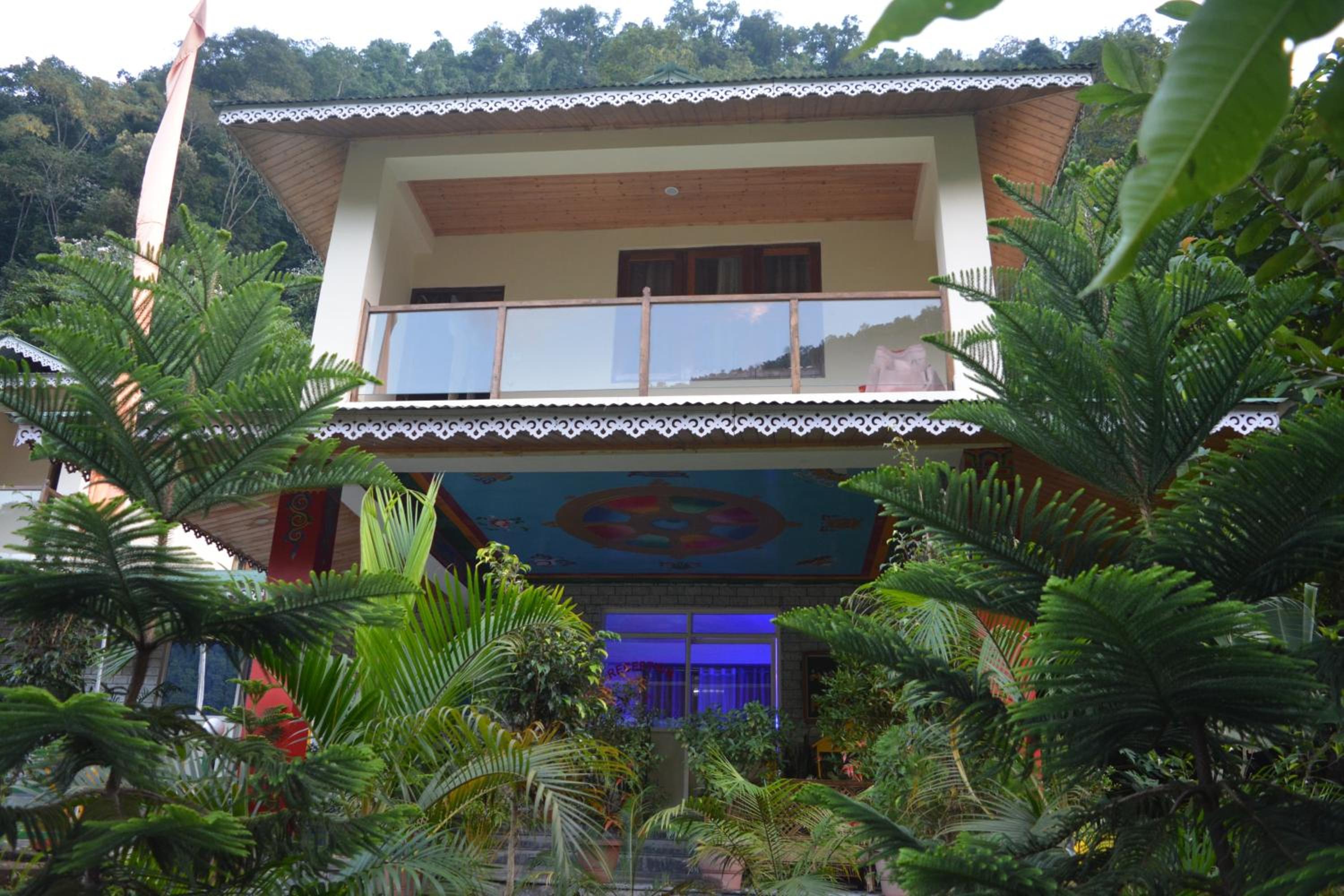 Avintar Riverside Homestay