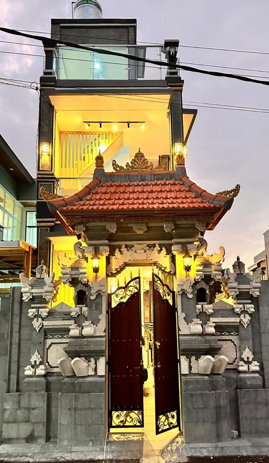 Shin In Bali