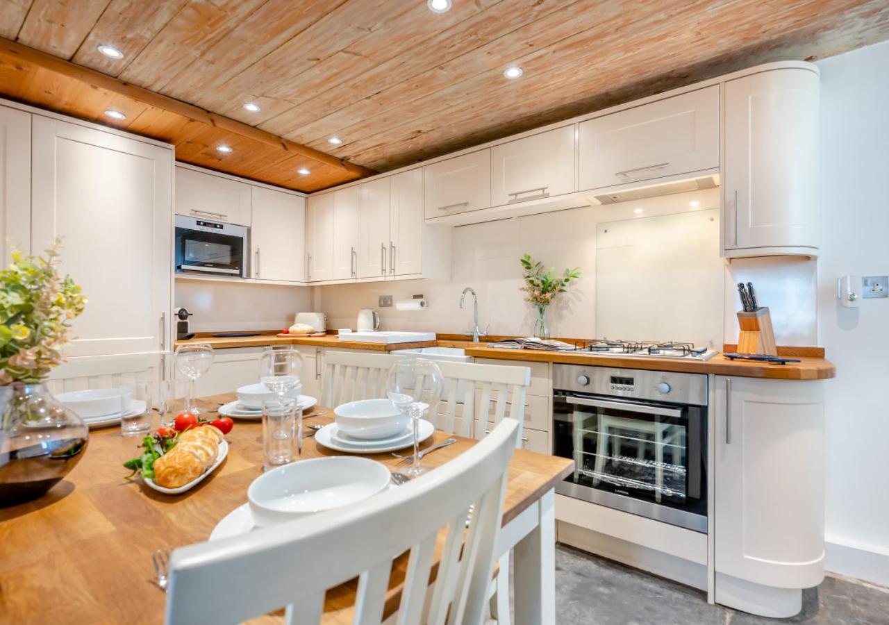 2 Bed in Padstow oc-p00505