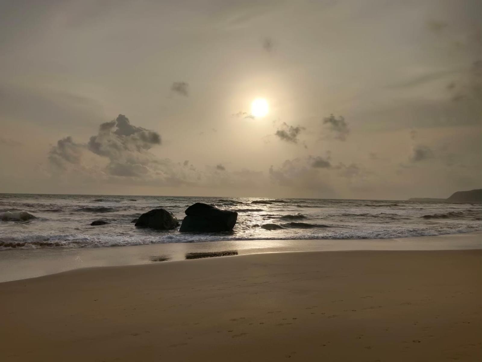 Astra Sea View Rooms and Villa North Goa view 5