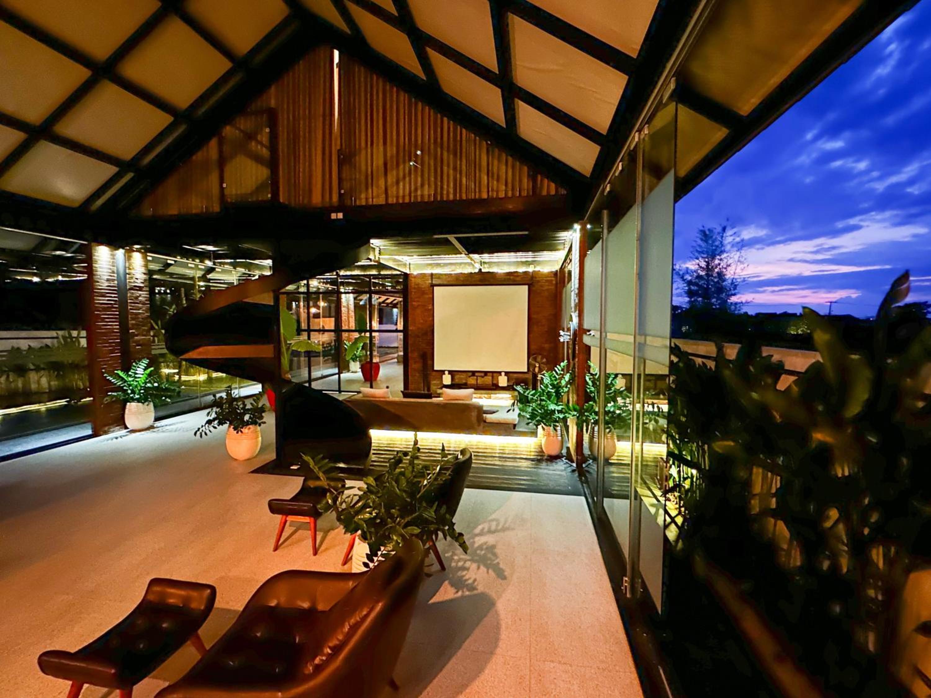 lounge