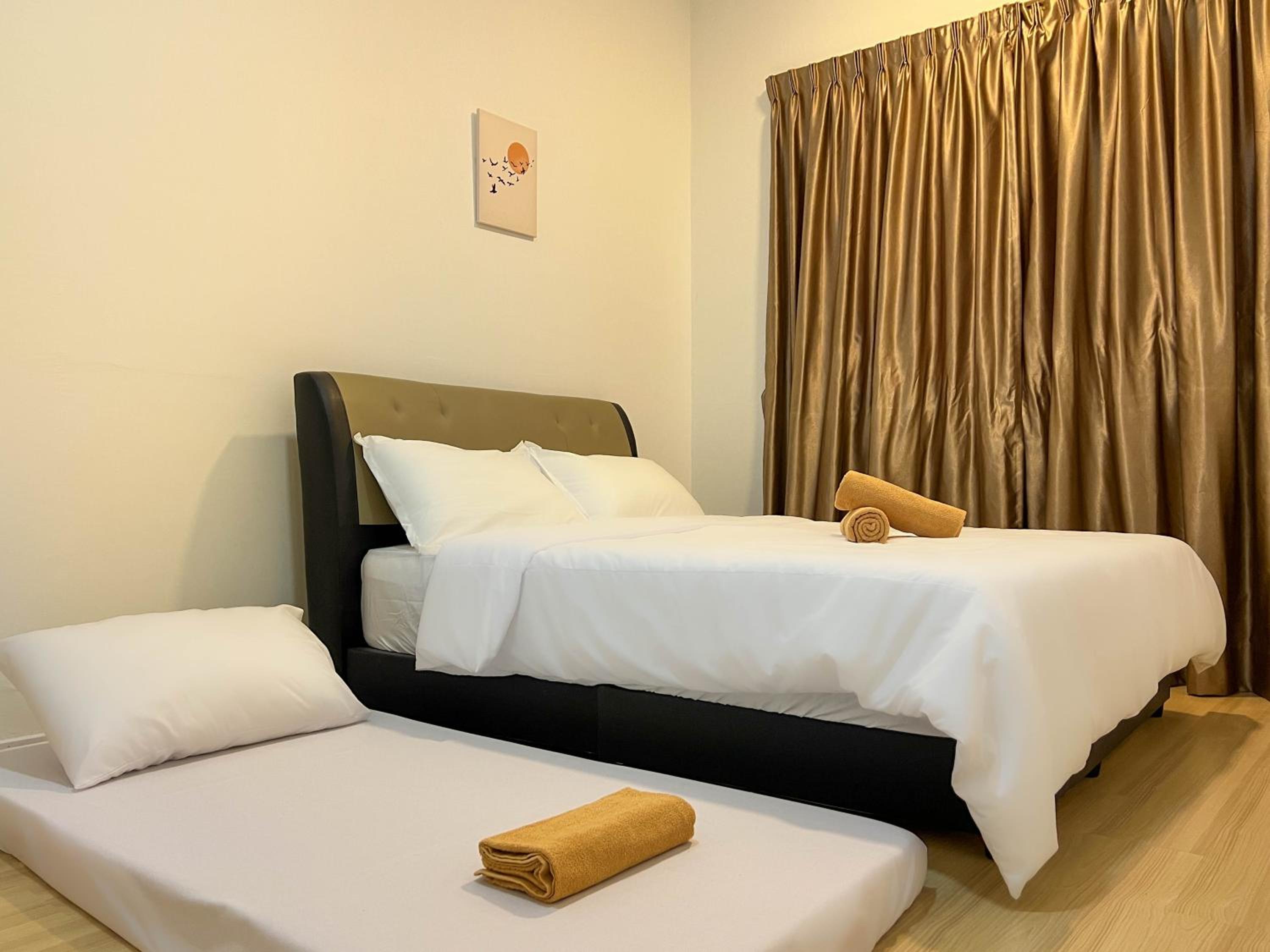Taiping City Pool View Condo near Lake Garden Zoo & Free NetFlix WiFi photo 3