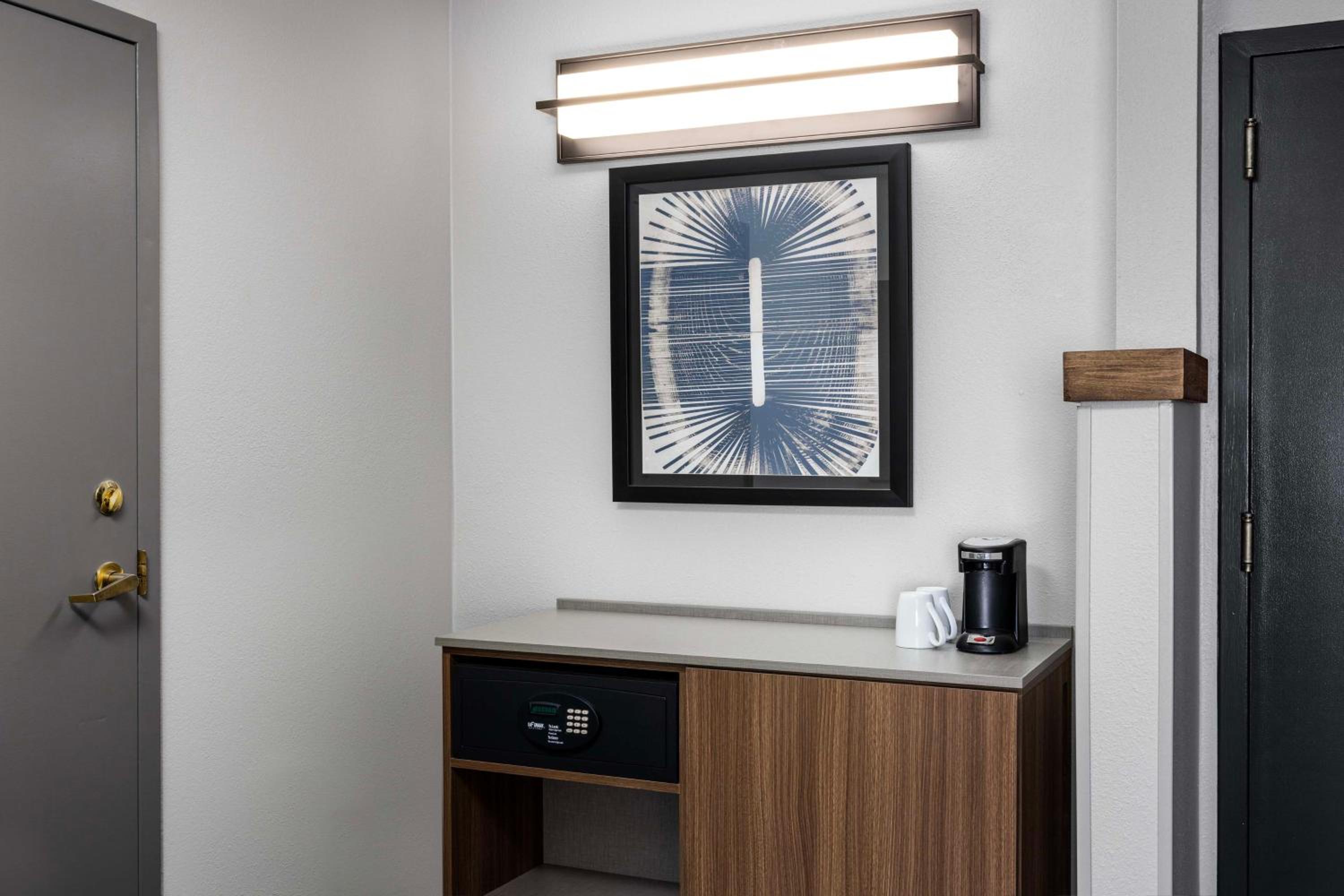 Asheville Vacations - Hyatt Place Nashville/Hendersonville - Property Image 41