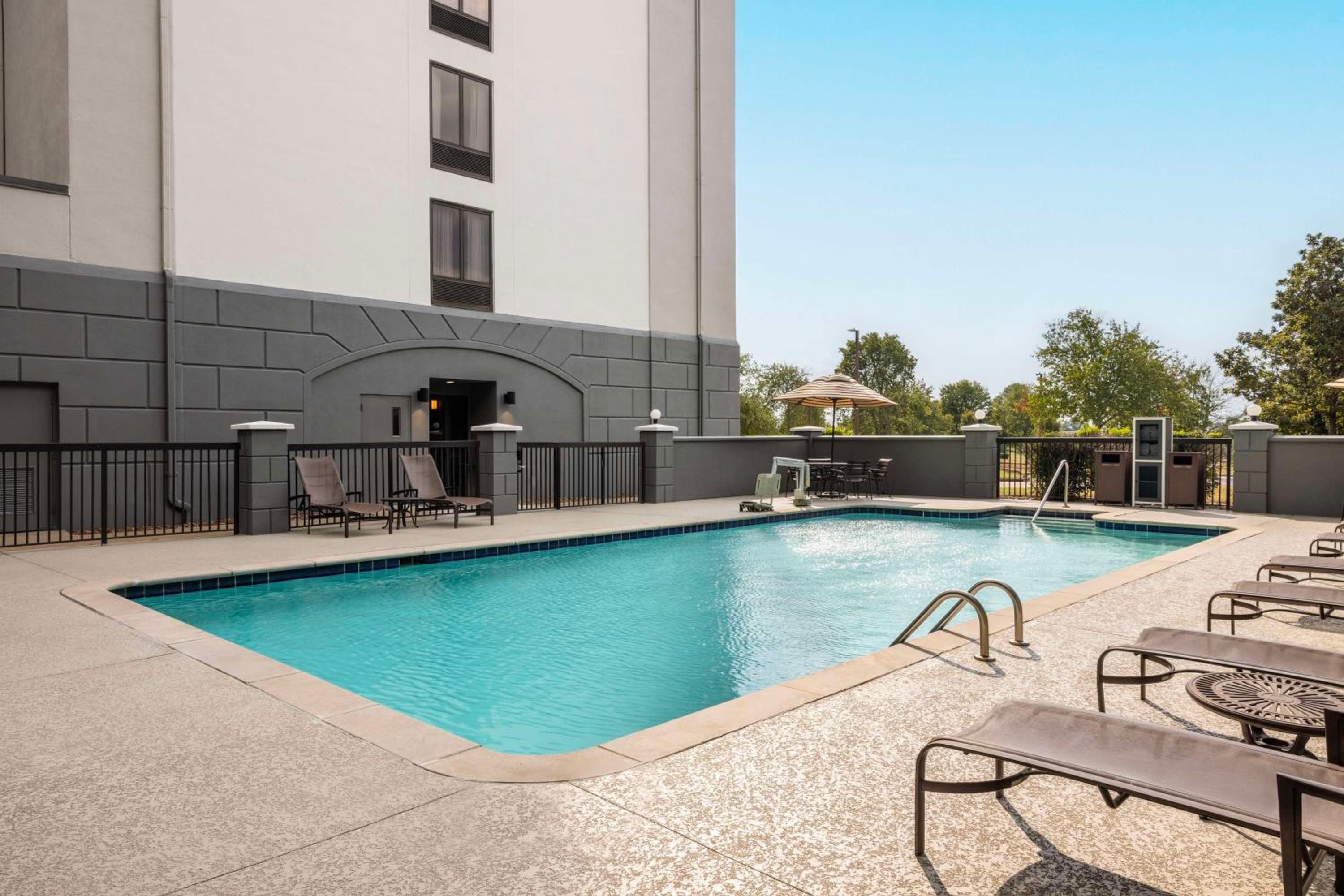 Asheville Vacations - Hyatt Place Nashville/Hendersonville - Property Image 46