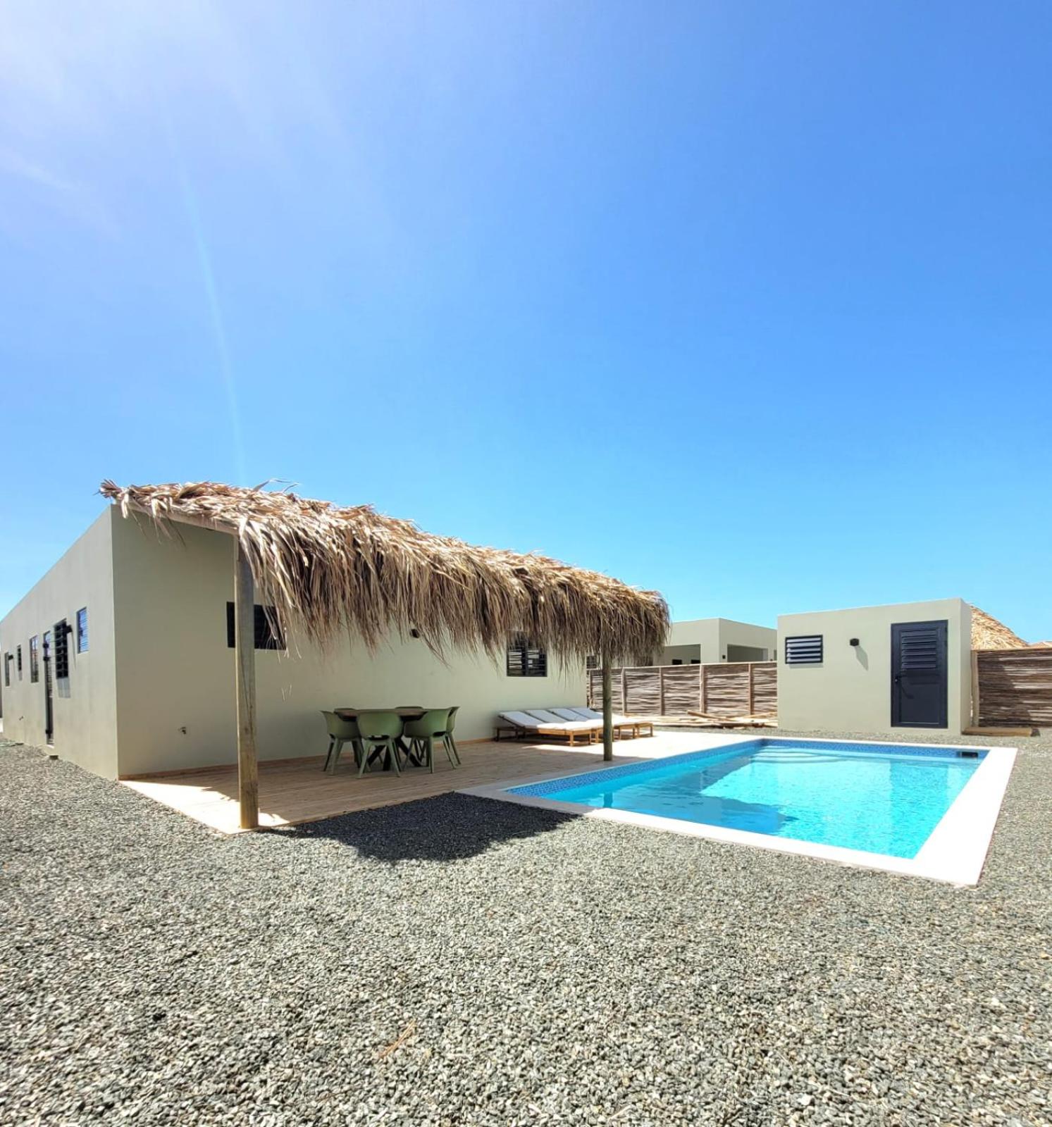 Villa Mambolicious